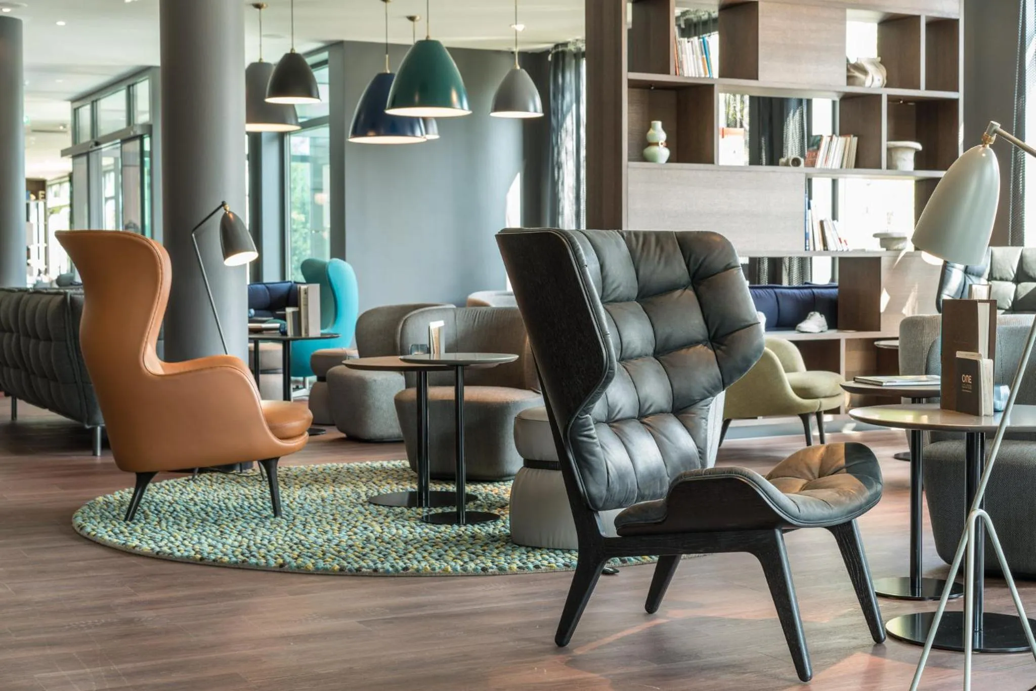 Lounge or bar in Motel One Dresden - Palaisplatz