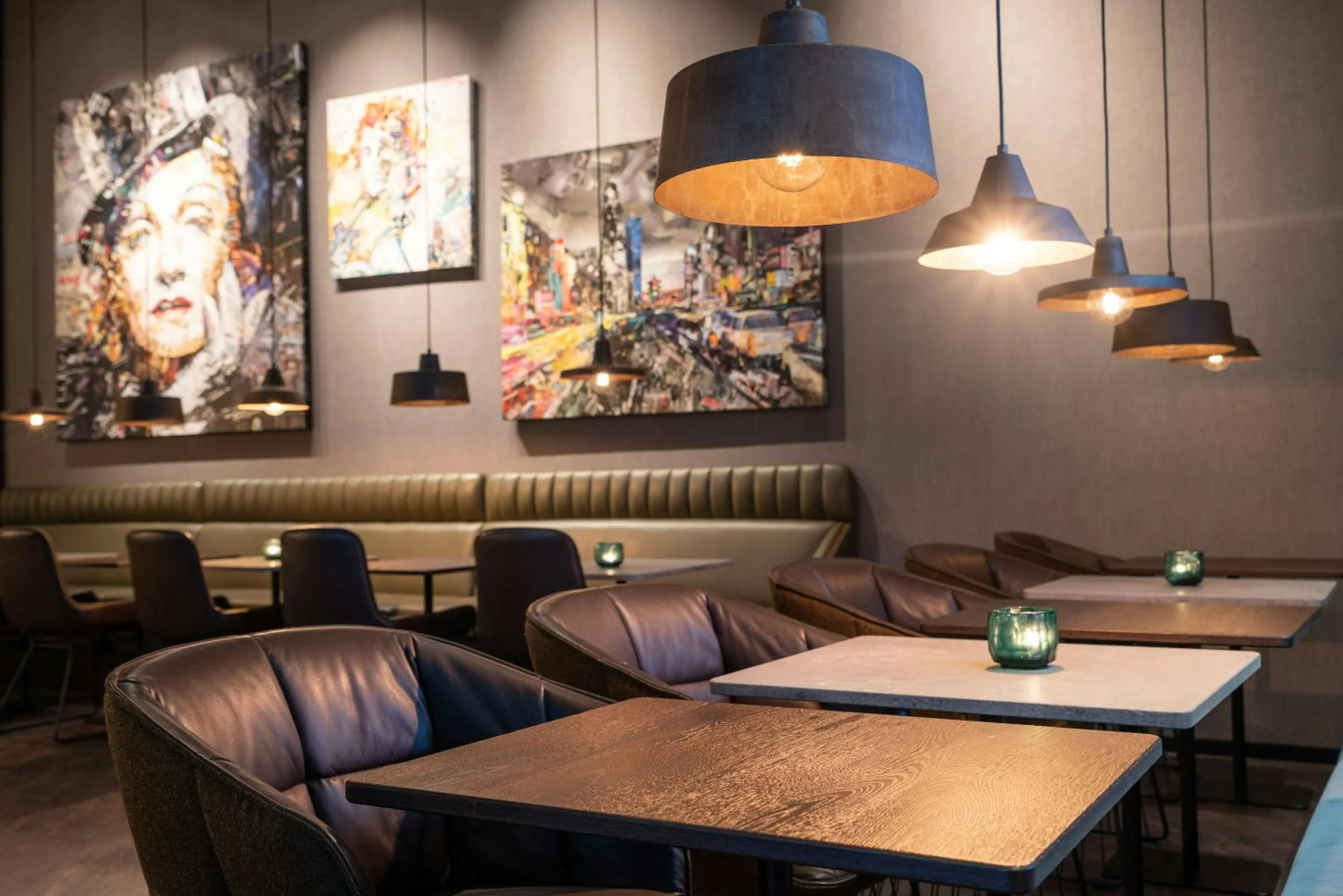 Lounge or bar in Motel One Berlin-Spittelmarkt