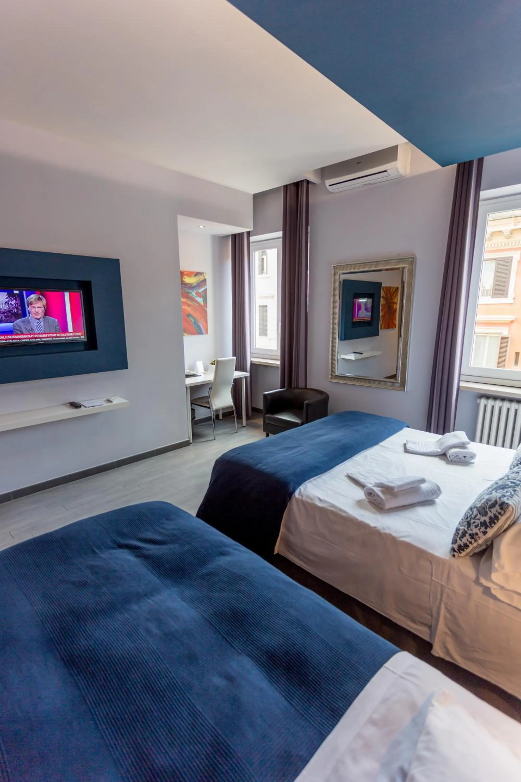 Photo of the whole room, Bed in B&B Home 77