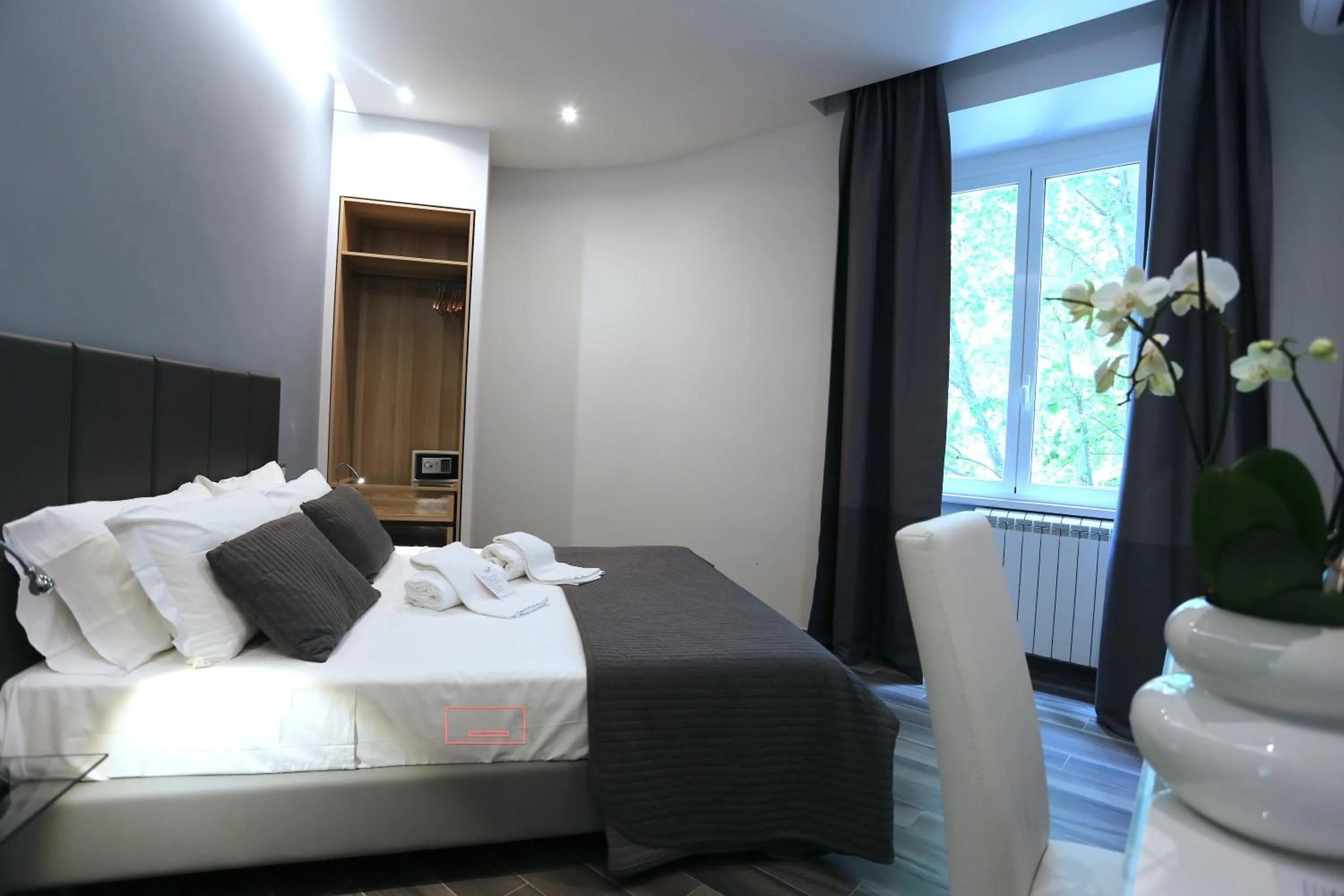 Photo of the whole room, Bed in B&B Home 77