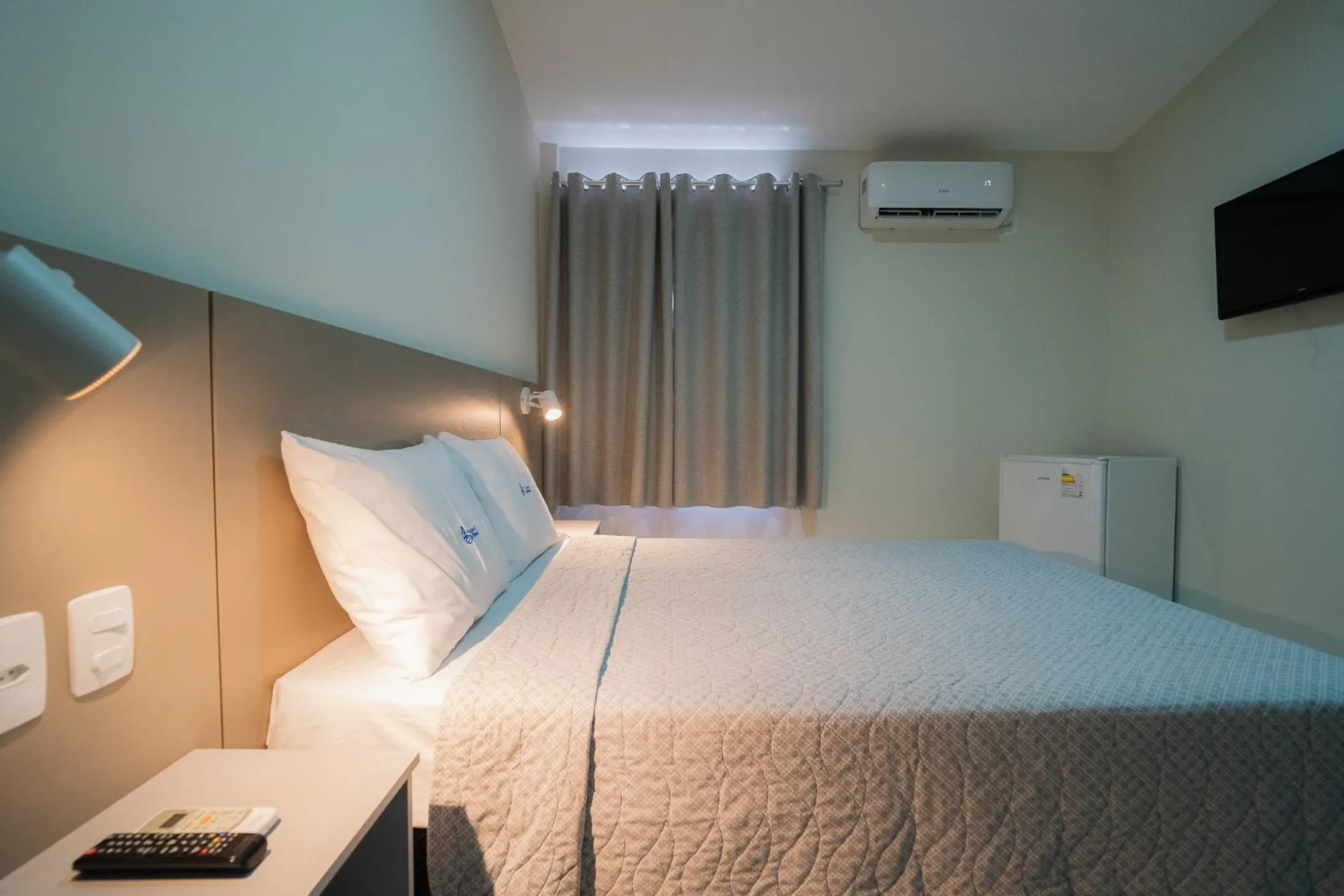 Photo of the whole room, Bed in Hotel Pousada do Farol