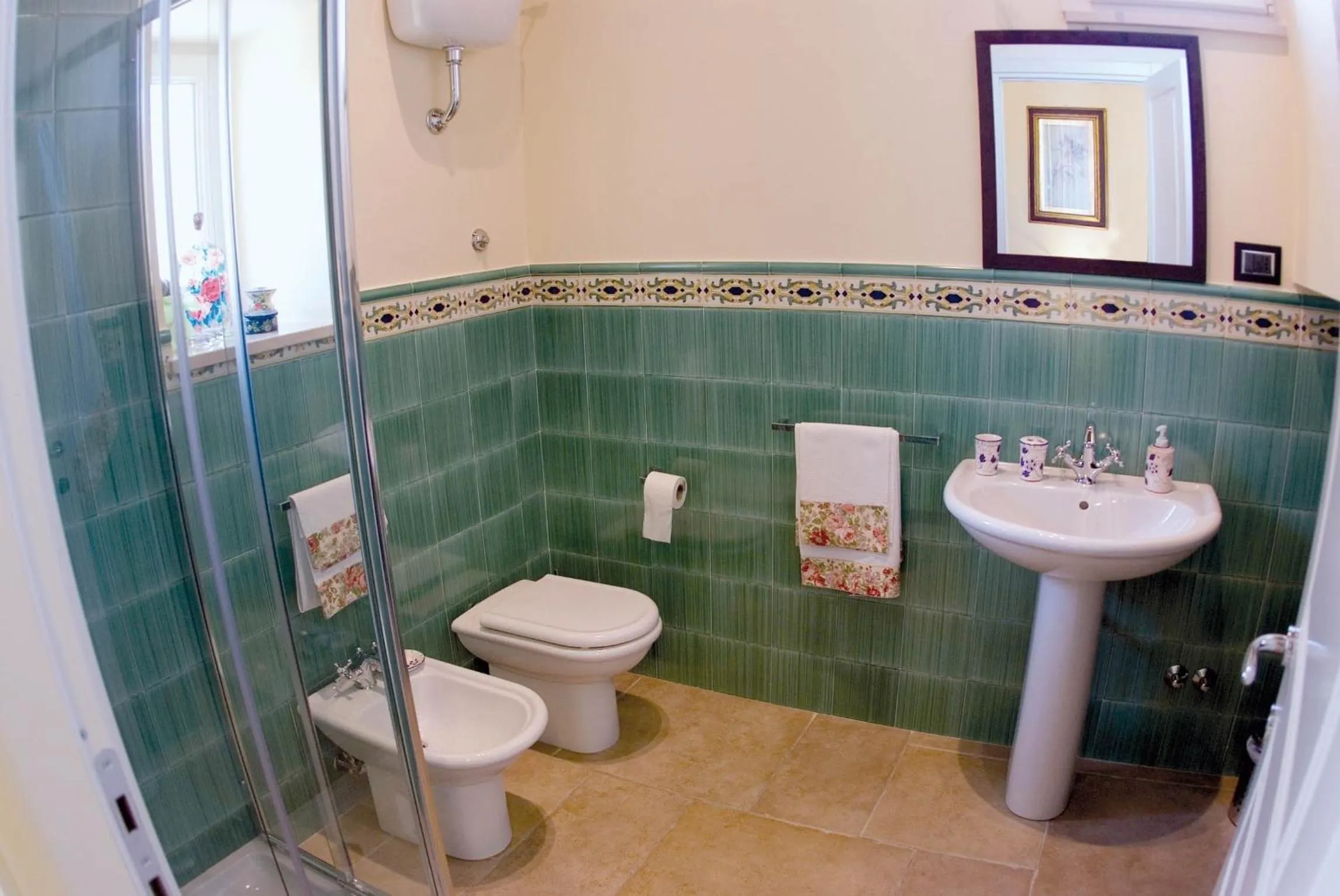 On site in VinsLounge Suite