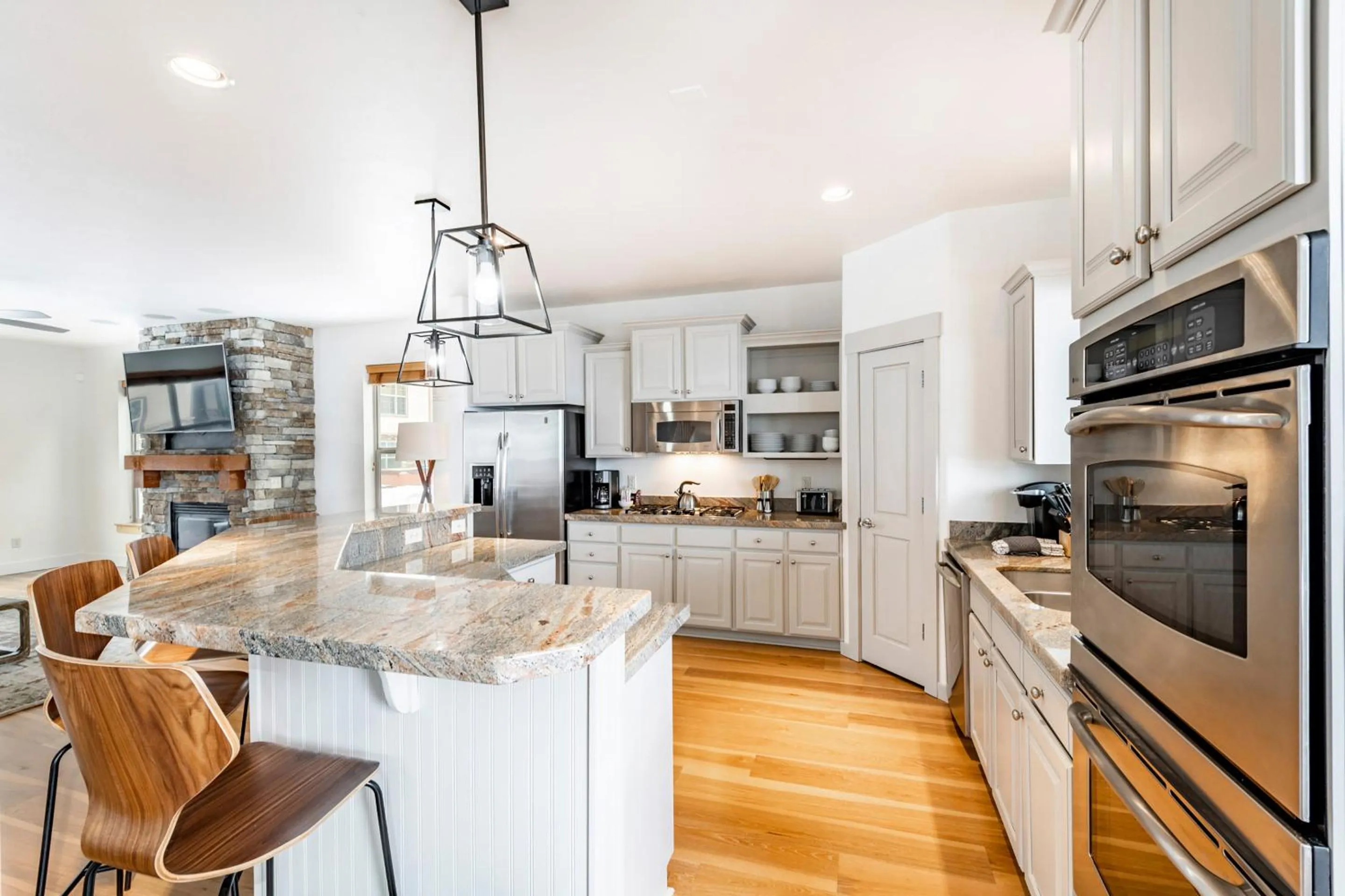Kitchen or kitchenette in Bear Hollow Village by All Seasons Resort Lodging