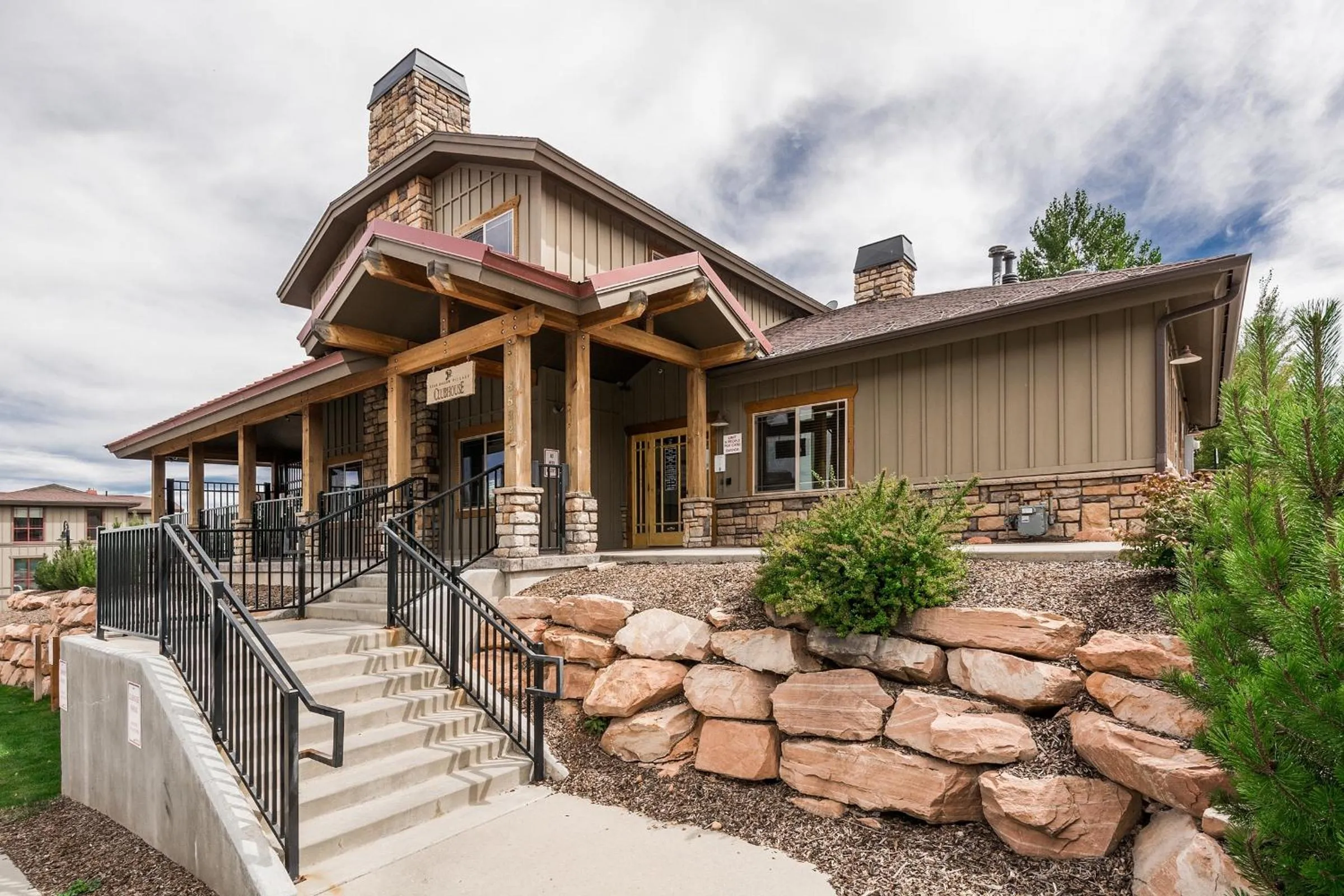 Facade/entrance in Bear Hollow Village by All Seasons Resort Lodging