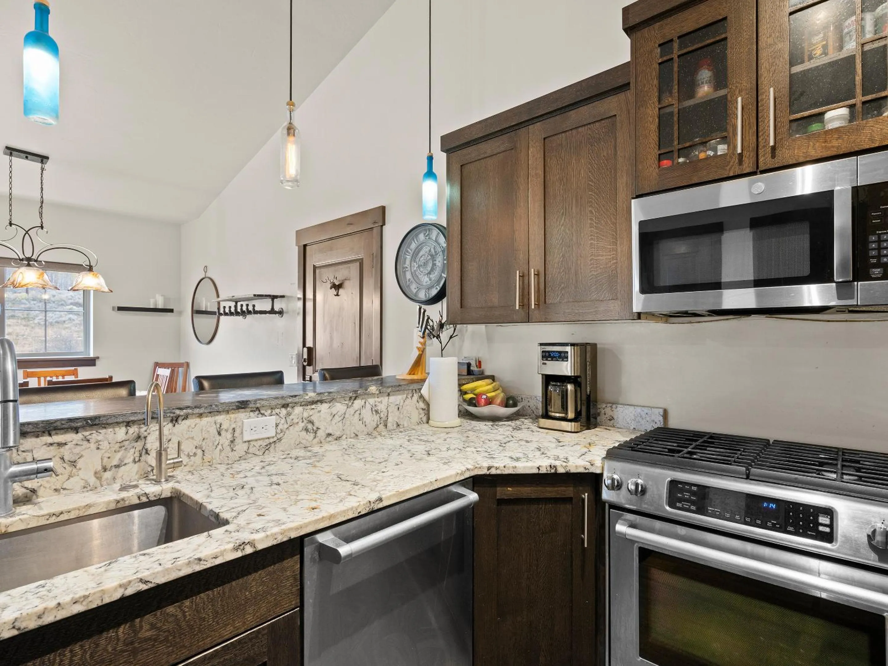 Coffee/tea facilities in Bear Hollow Village by All Seasons Resort Lodging