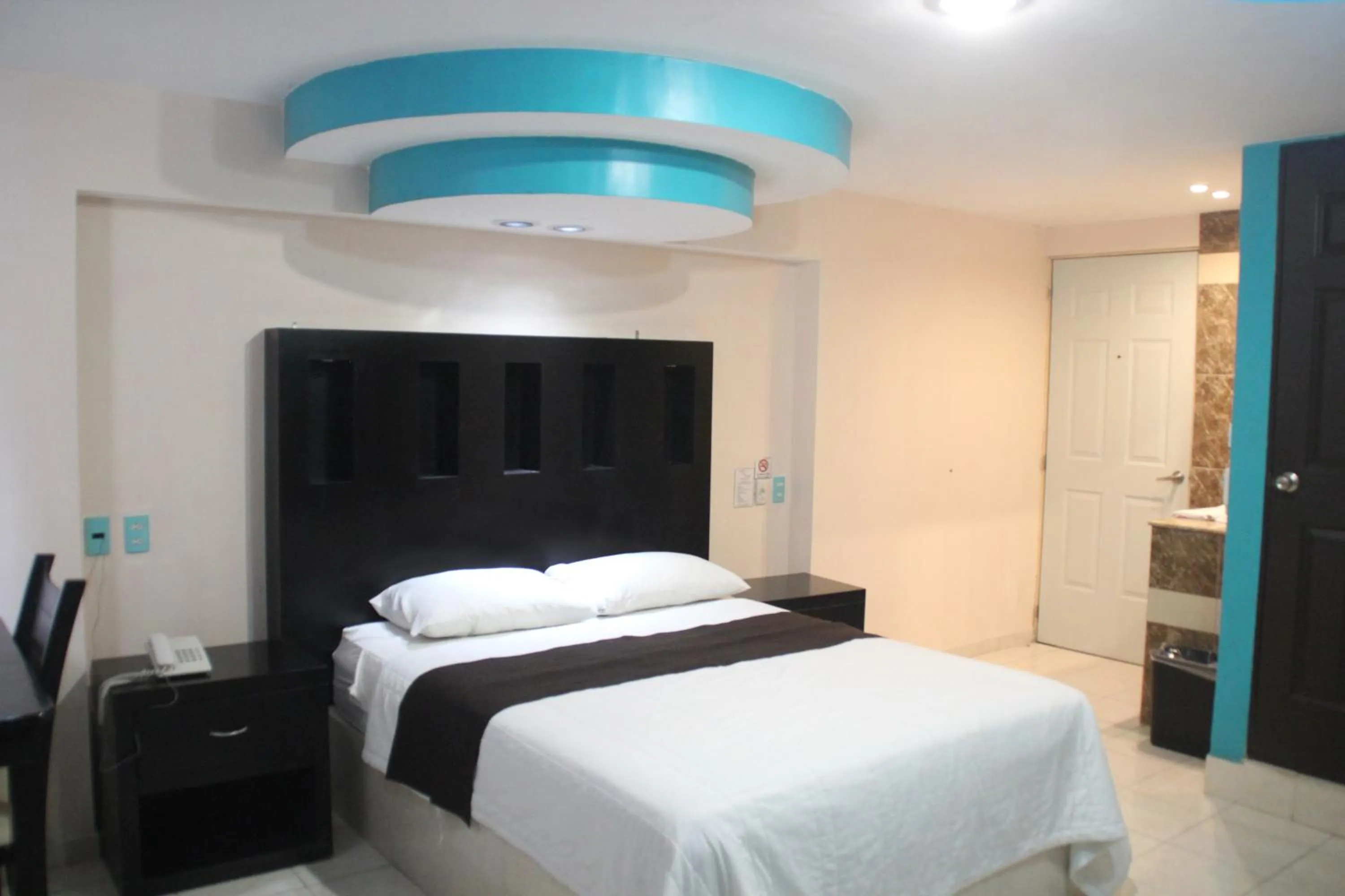 Bed in Hotel San Rafael