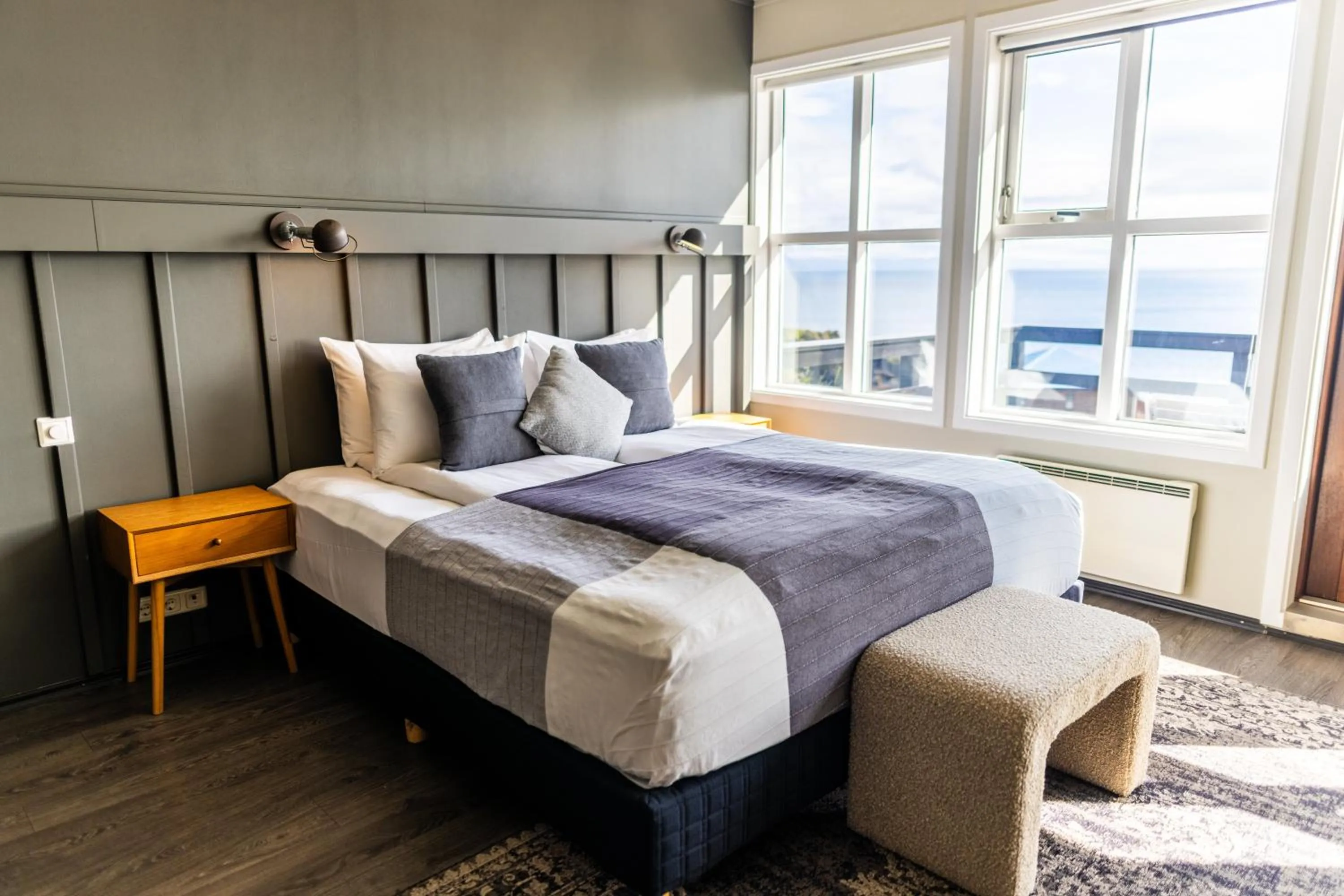 Bed in Fosshotel Hellnar