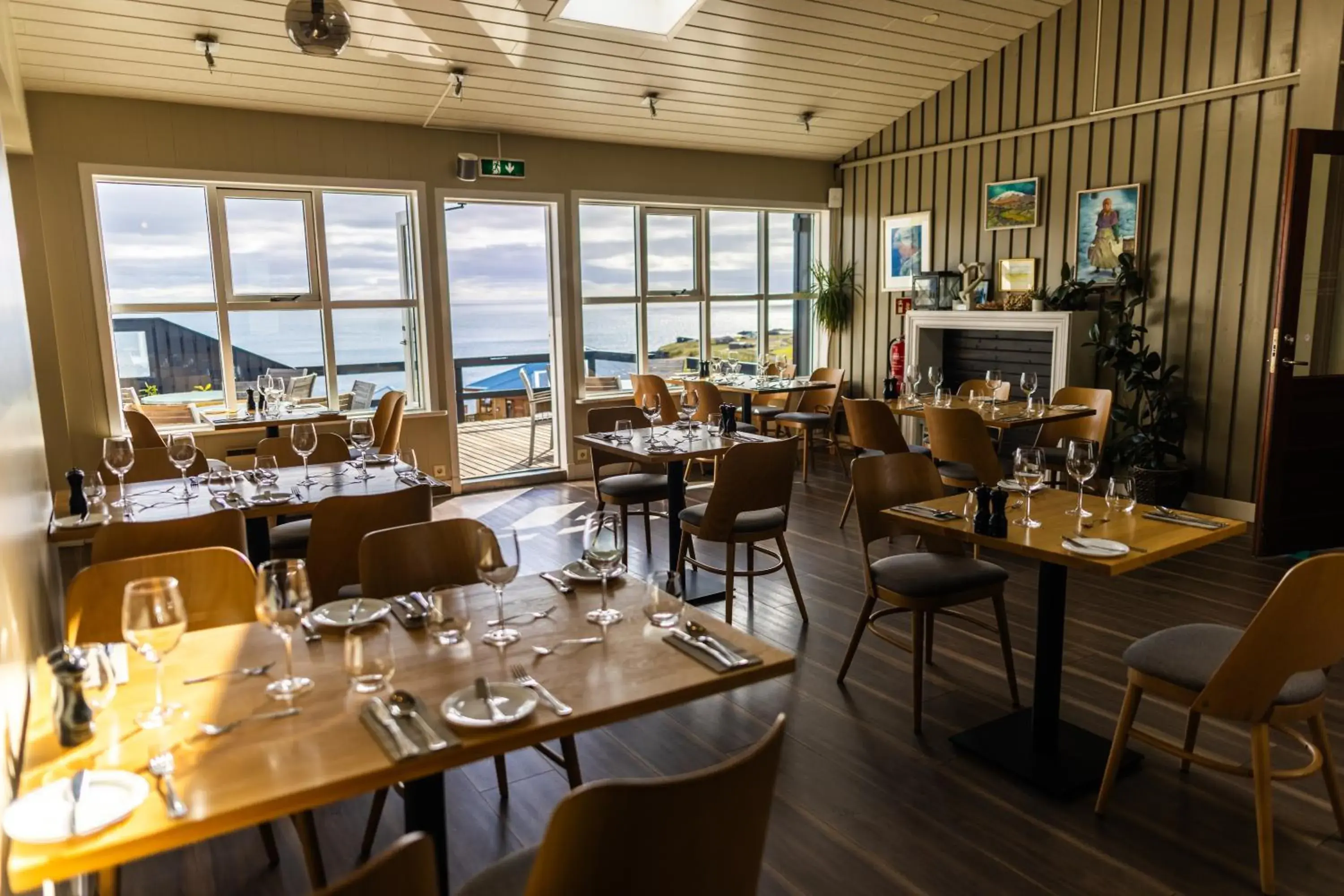 Restaurant/places to eat in Fosshotel Hellnar Restaurant/places to eat in Fosshotel Hellnar