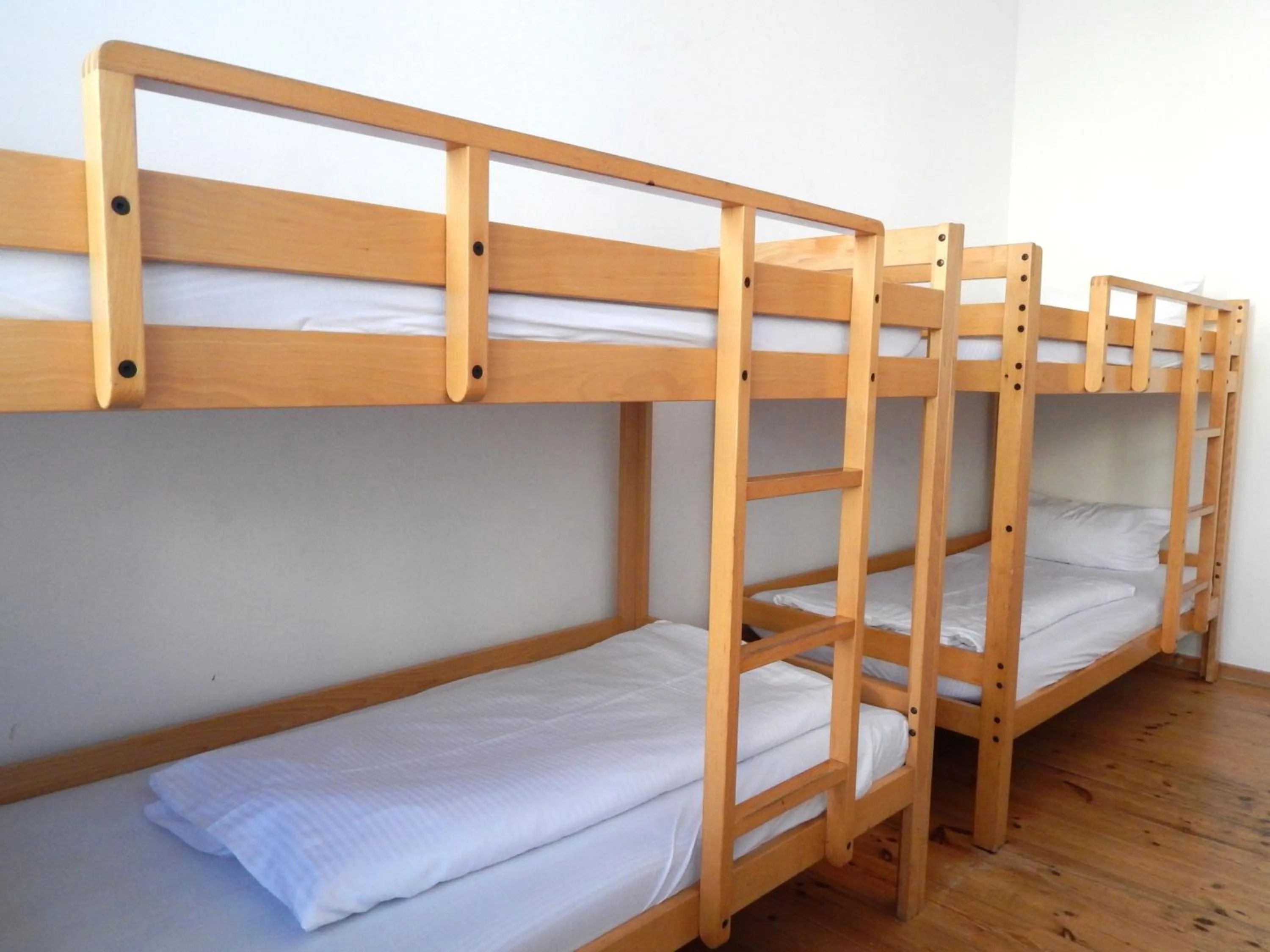 bunk bed, Bed in berlincity