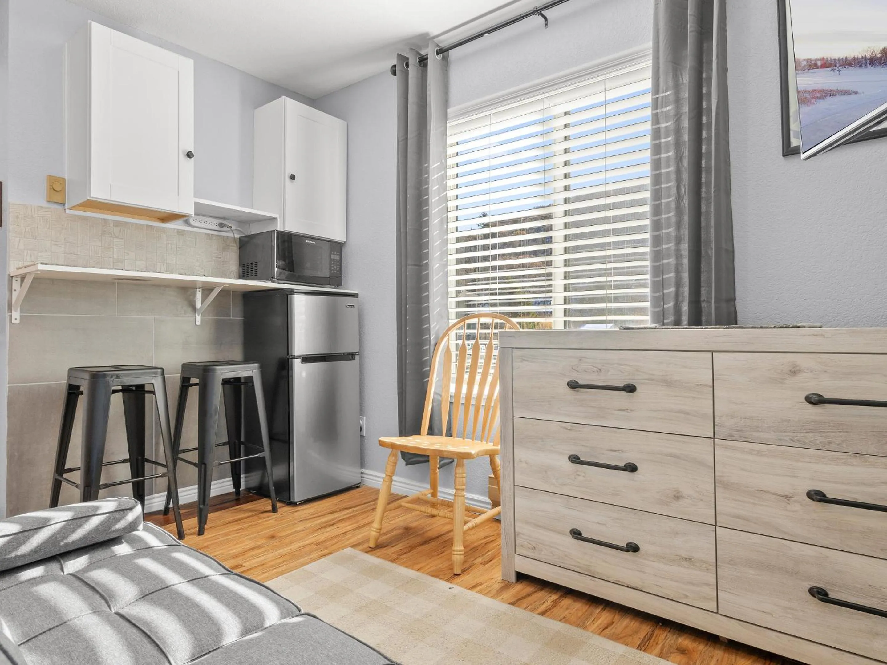 Kitchen or kitchenette in Carriage House Condominiums by All Seasons Resort Lodging