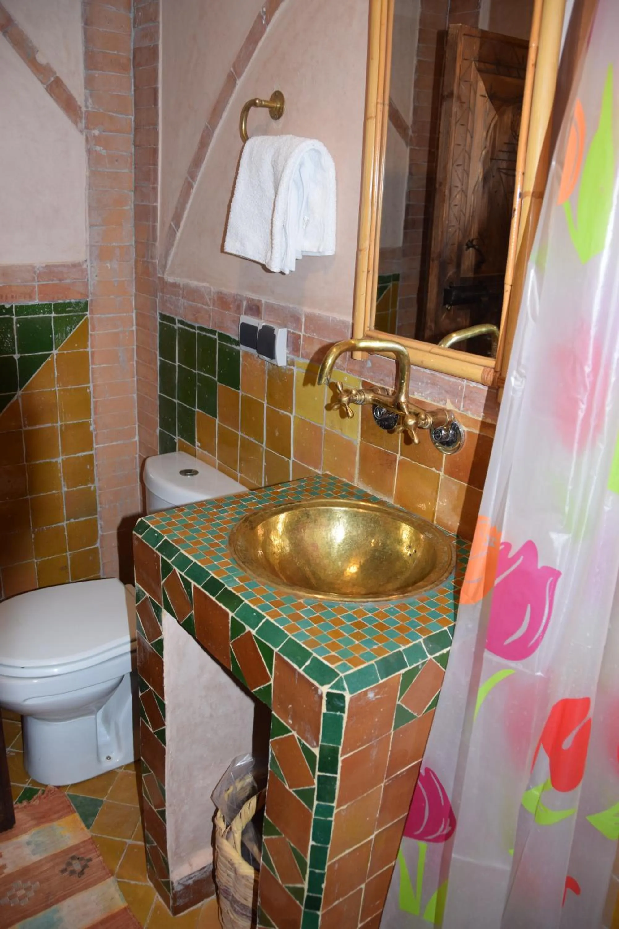 Bathroom in Kasbah Assafar