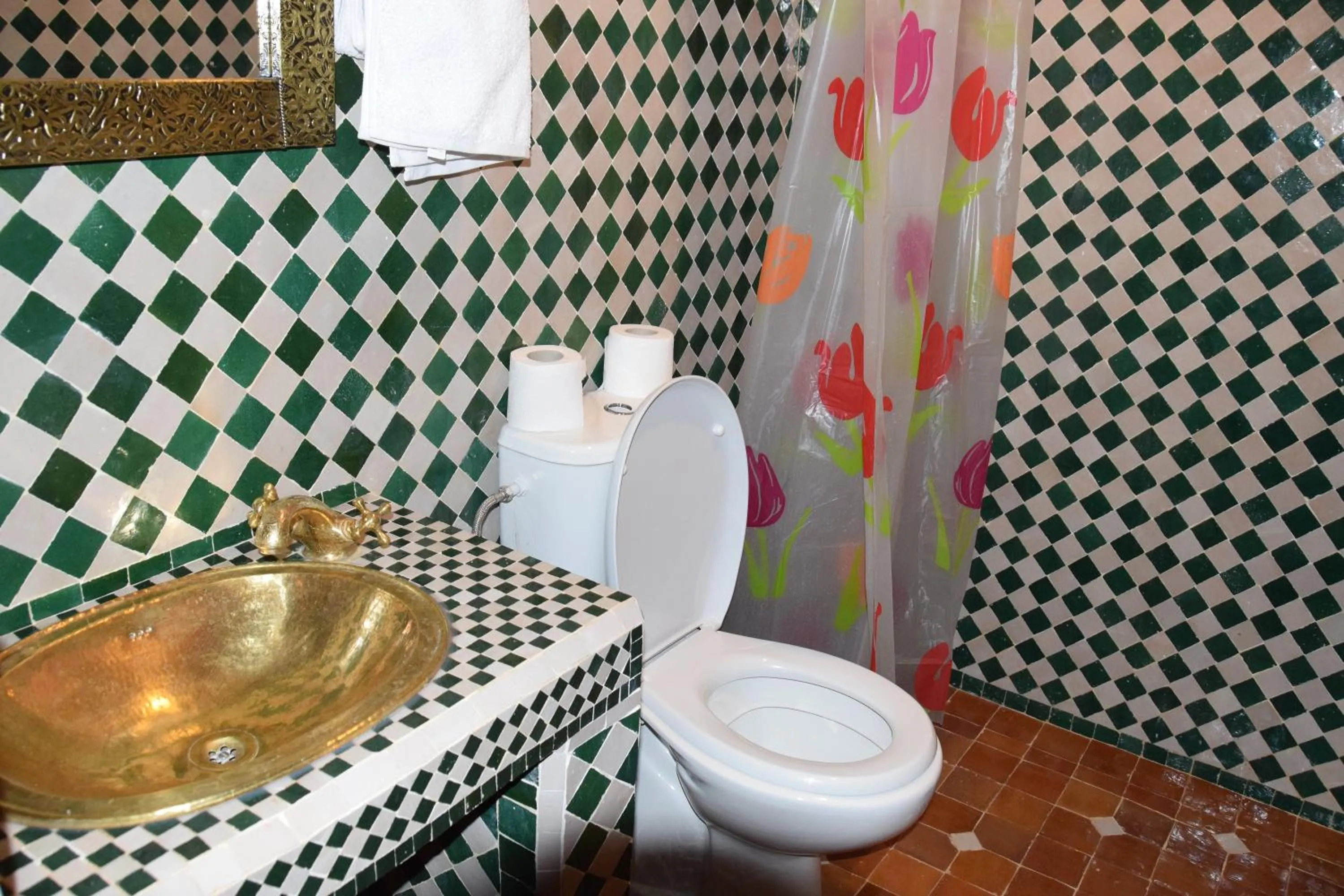 Shower in Kasbah Assafar