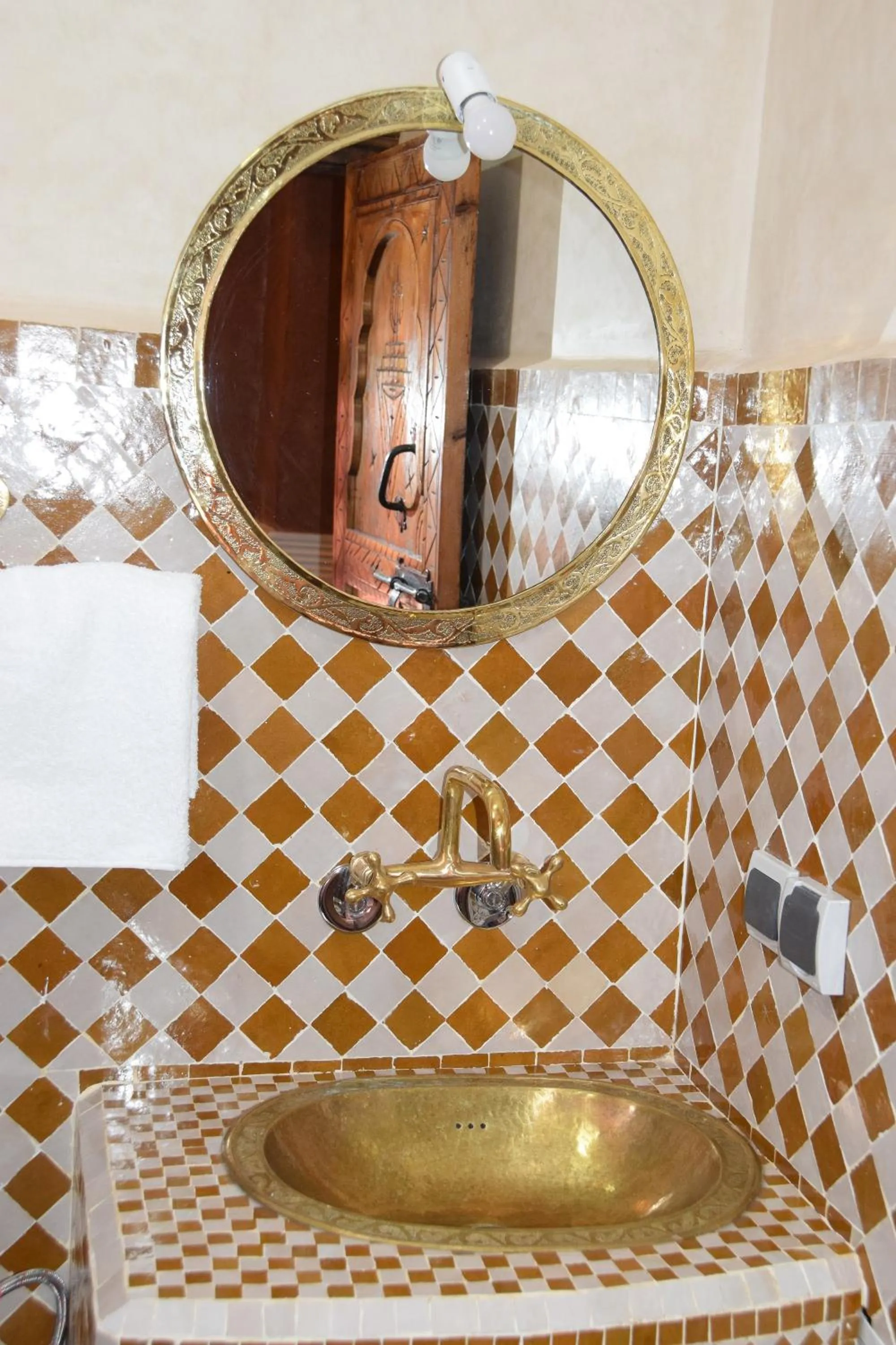 Shower in Kasbah Assafar