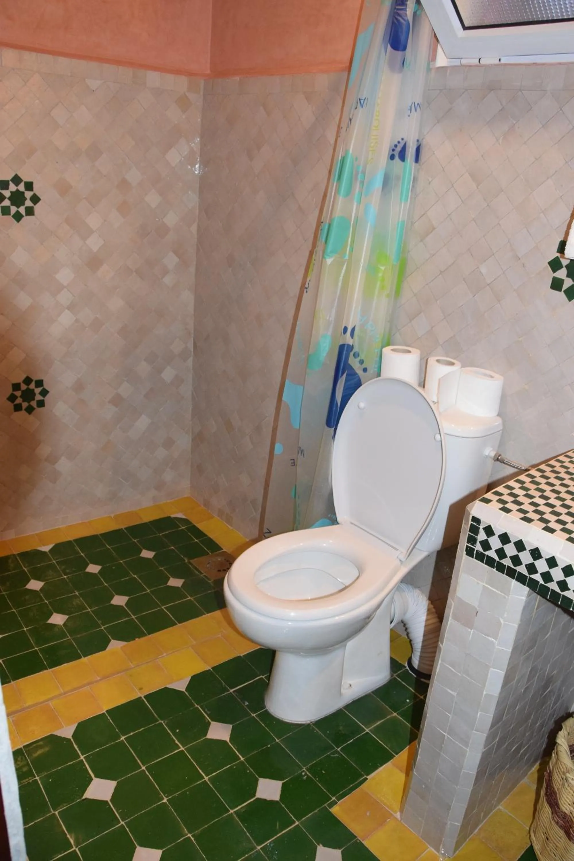 Shower in Kasbah Assafar