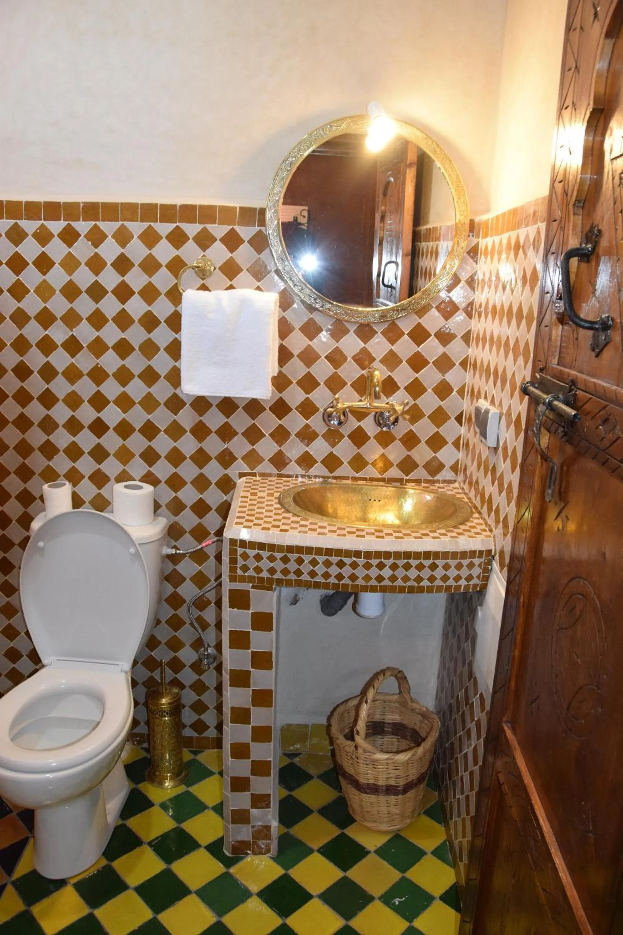 Shower in Kasbah Assafar