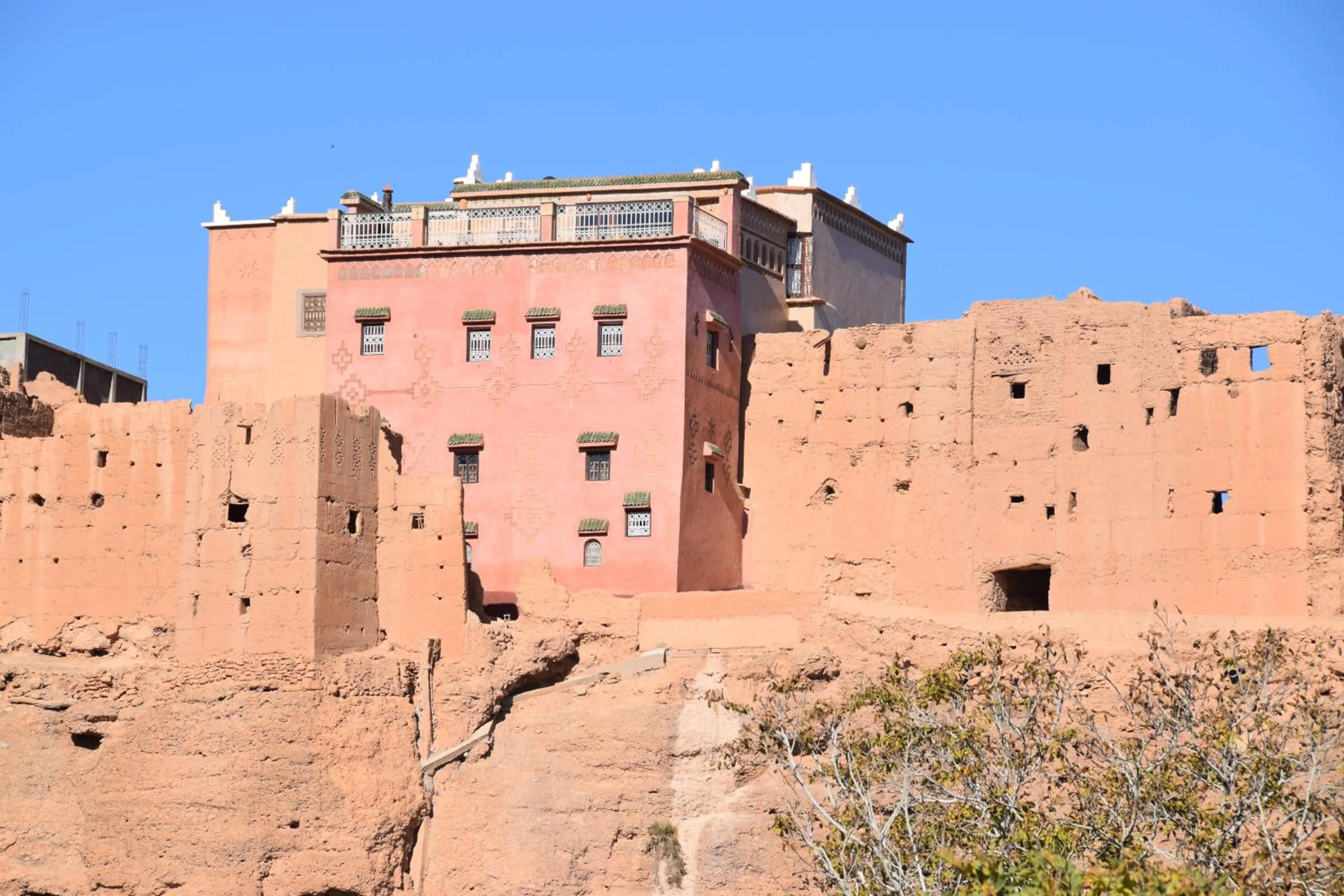 Property building in Kasbah Assafar