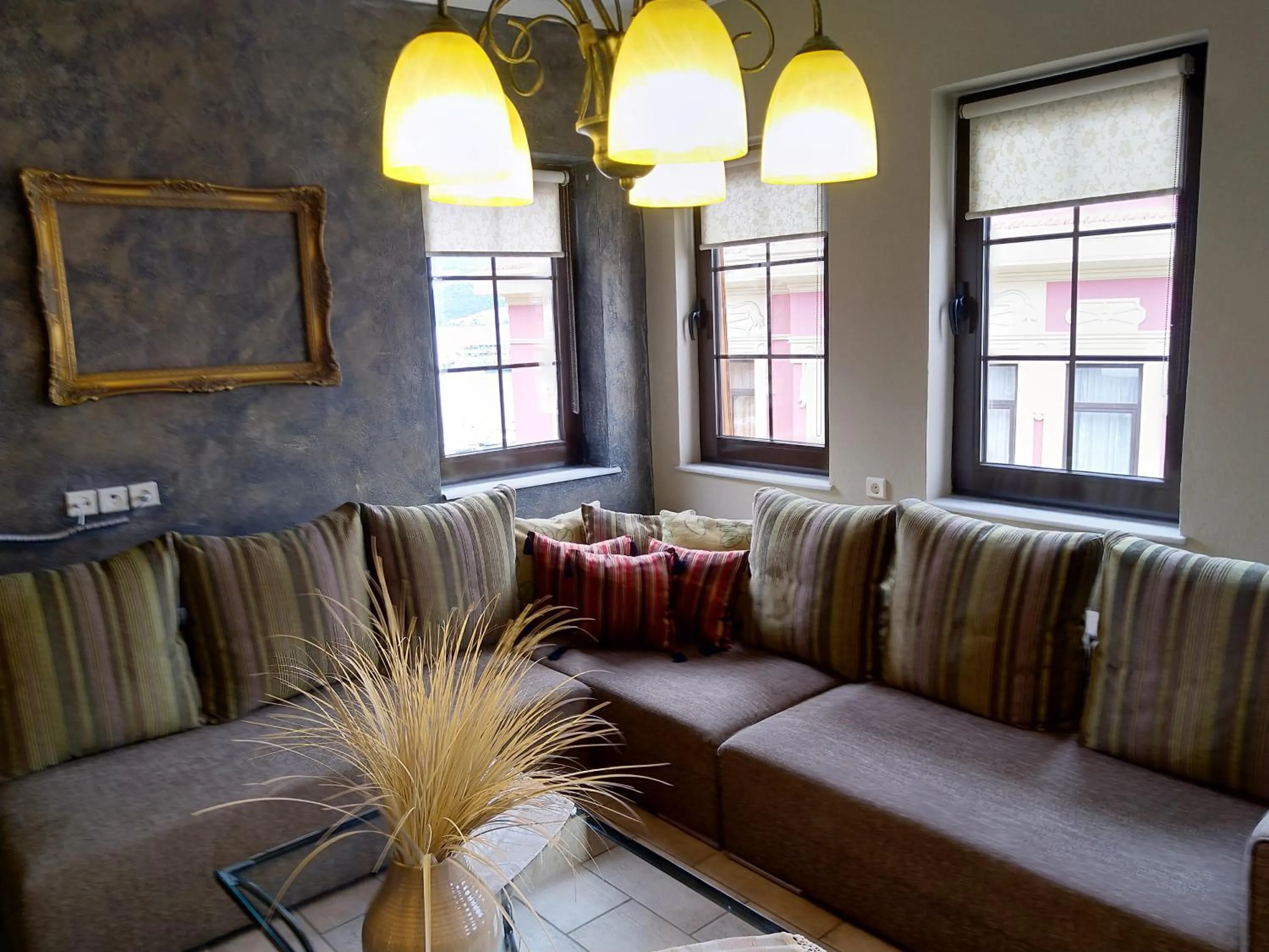 Two-Bedroom Townhouse in Villa Aurelia Old Town