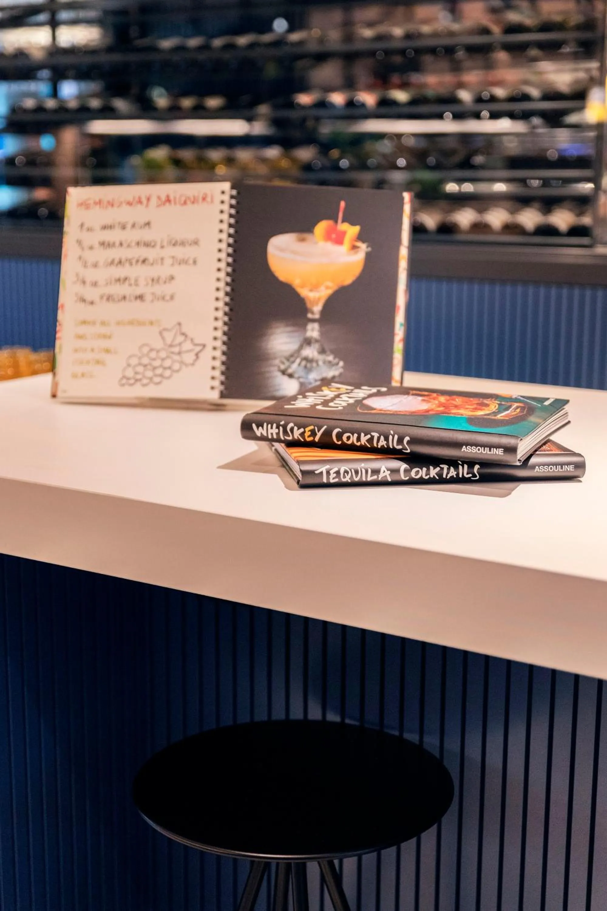 Lounge or bar in INNSiDE by Meliá Berlin Mitte