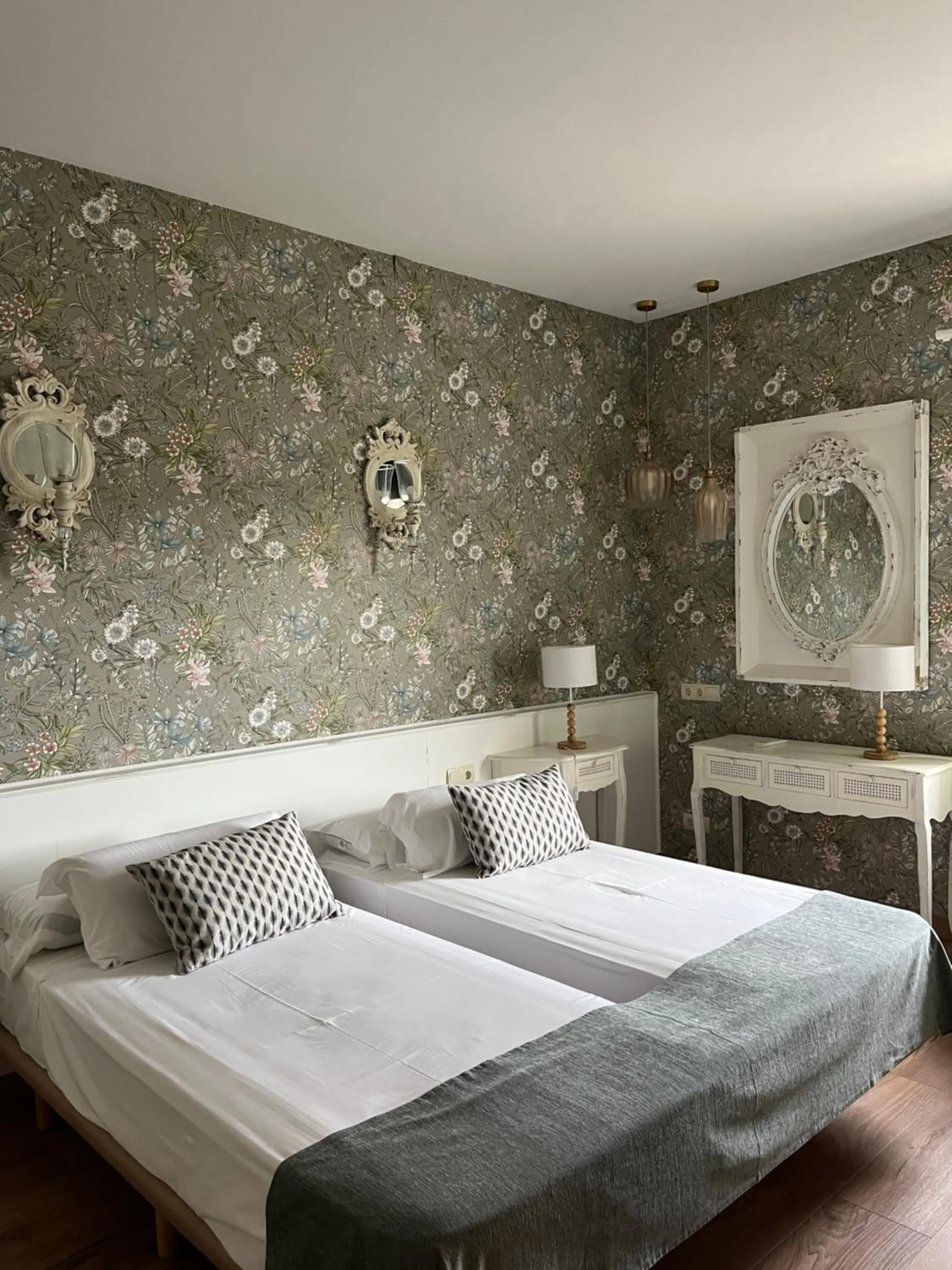 Bed in Hotel Diego