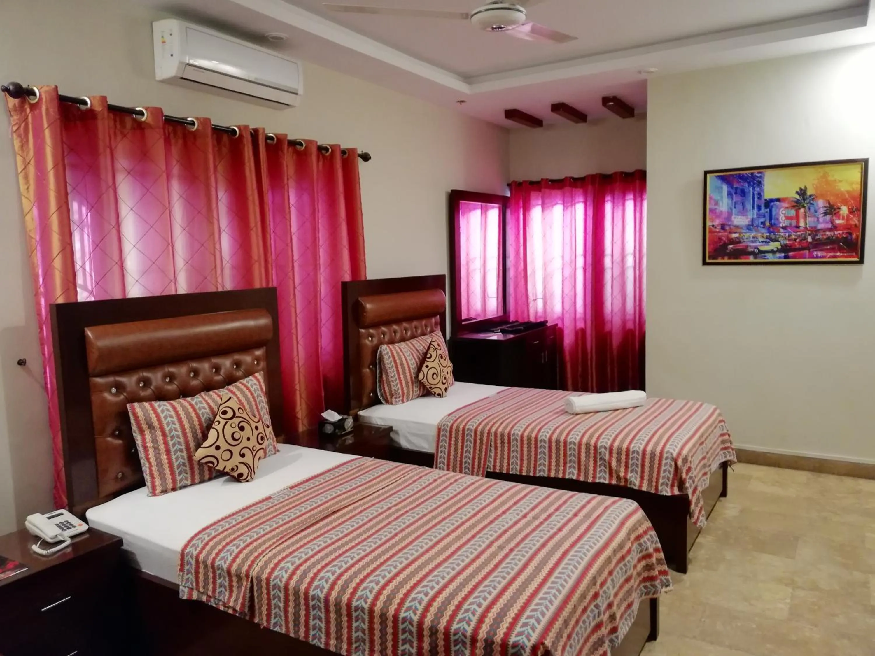 Deluxe Double or Twin Room - single occupancy in Seaview Lodge Guest House
