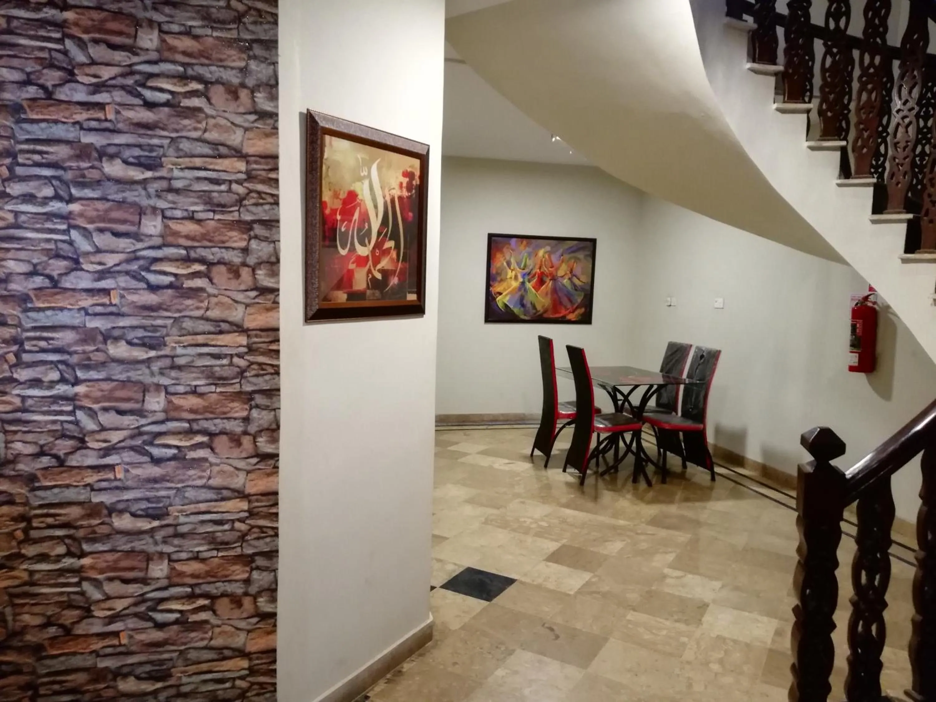 Family Room with Terrace in Seaview Lodge Guest House