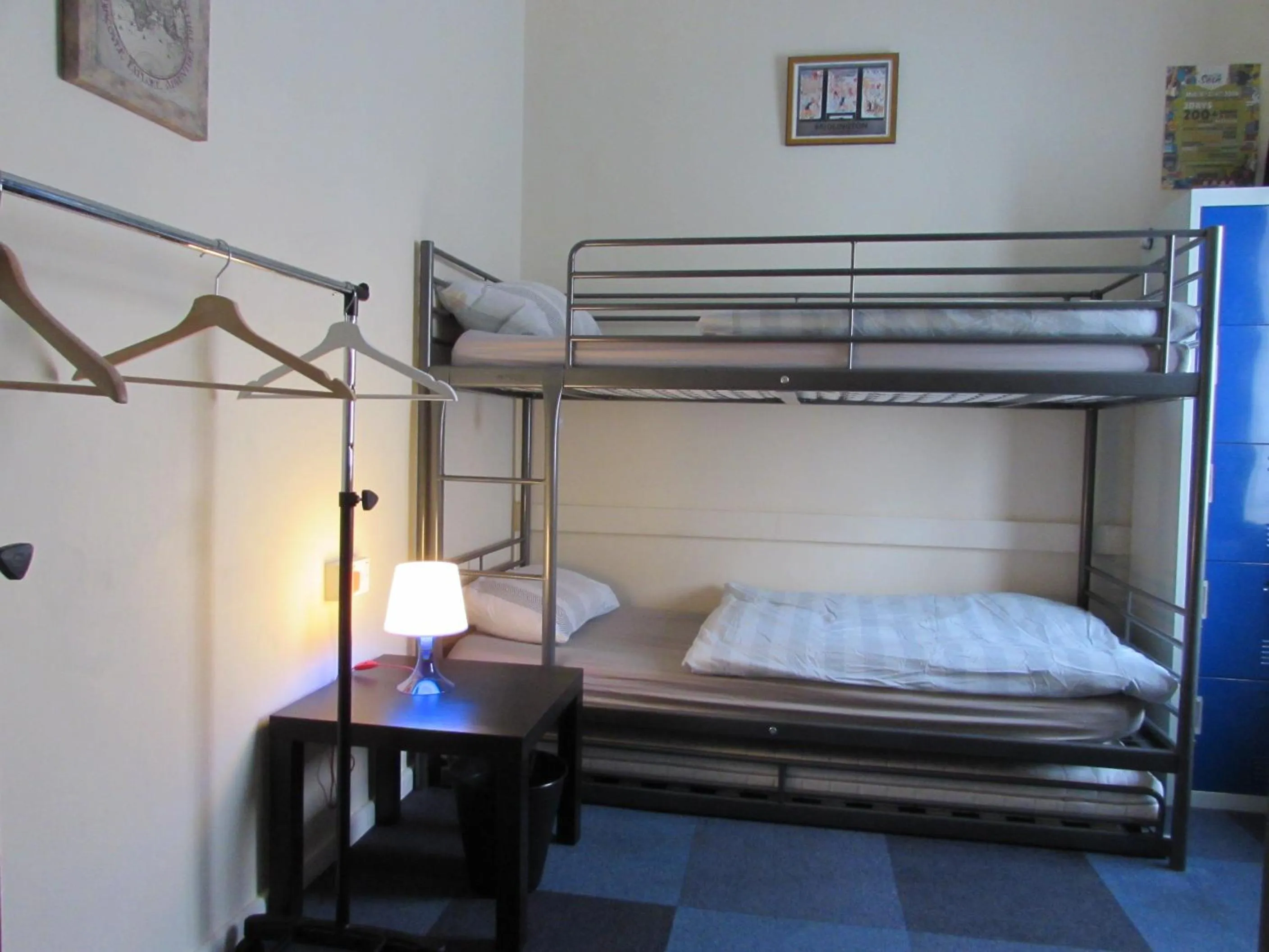 bunk bed, Bed in Hull Trinity Backpackers