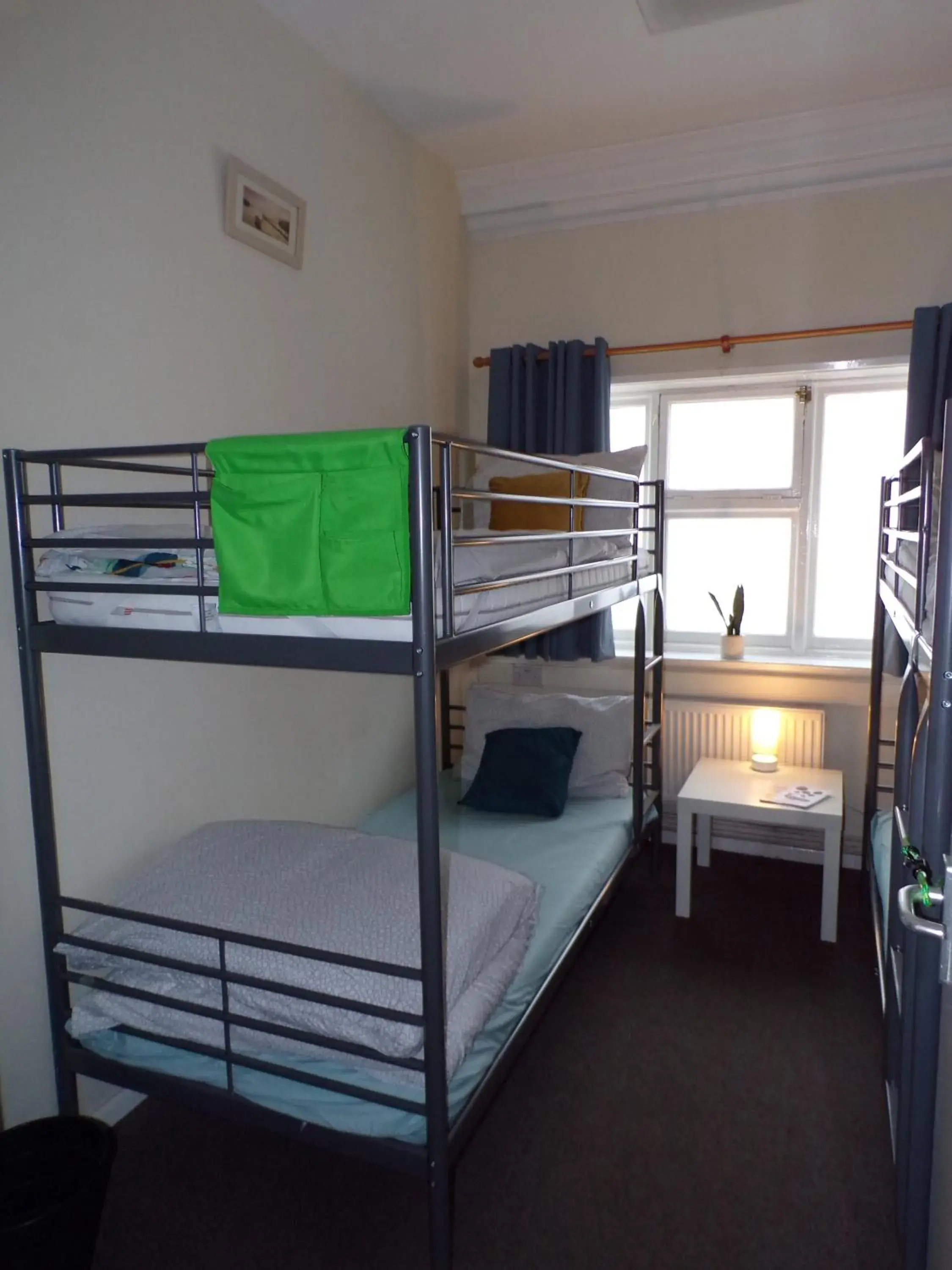 Bed in 4-Bed Dormitory Room in Hull Trinity Backpackers Bed in 4-Bed Dormitory Room in Hull Trinity Backpackers