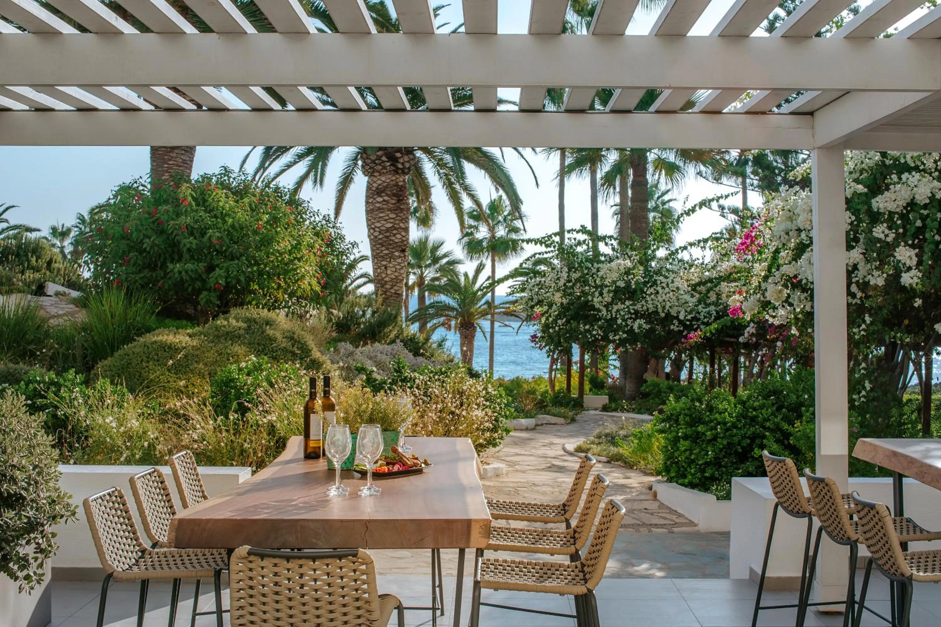 Restaurant/places to eat in Nissi Beach Resort