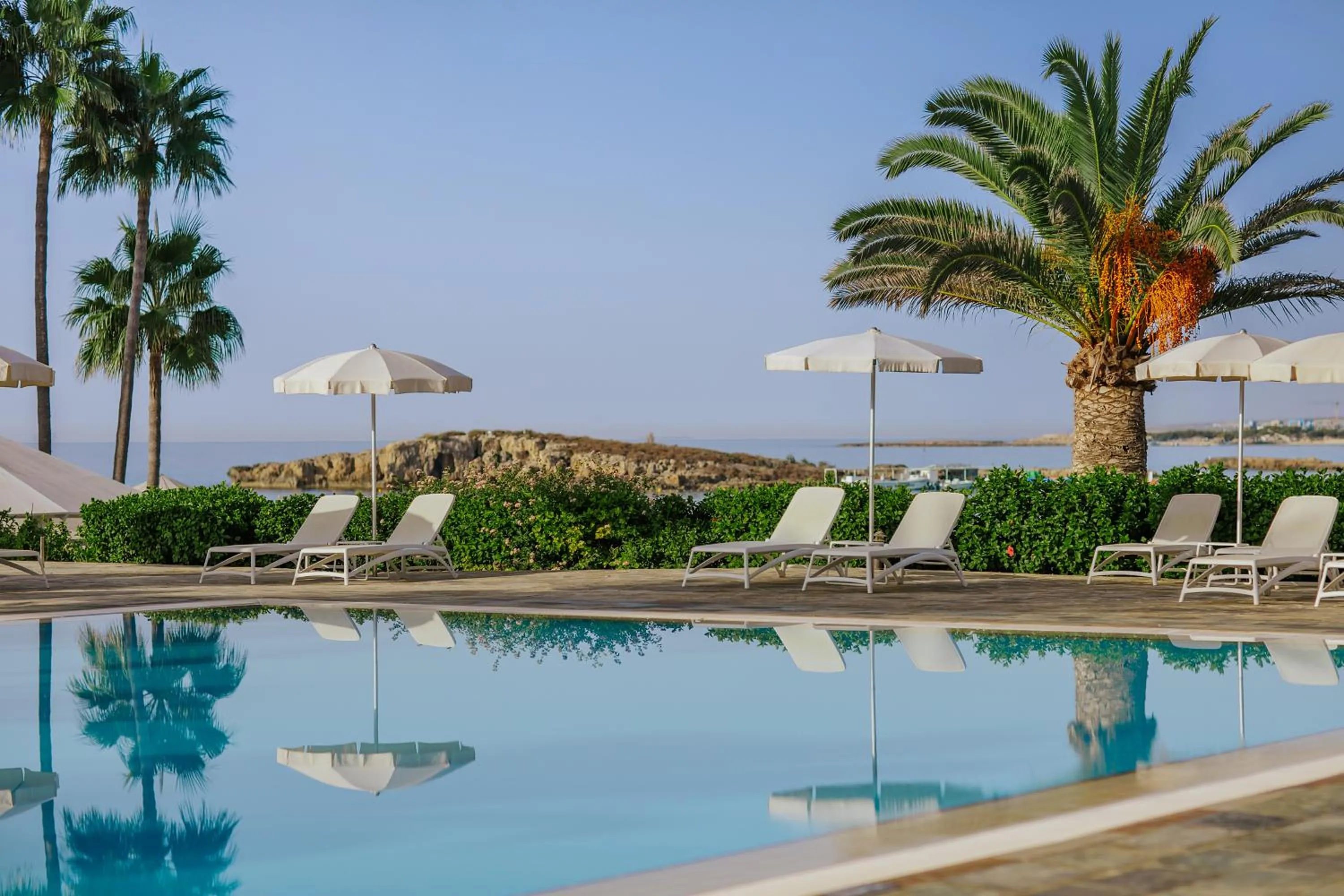 Swimming pool in Nissi Beach Resort