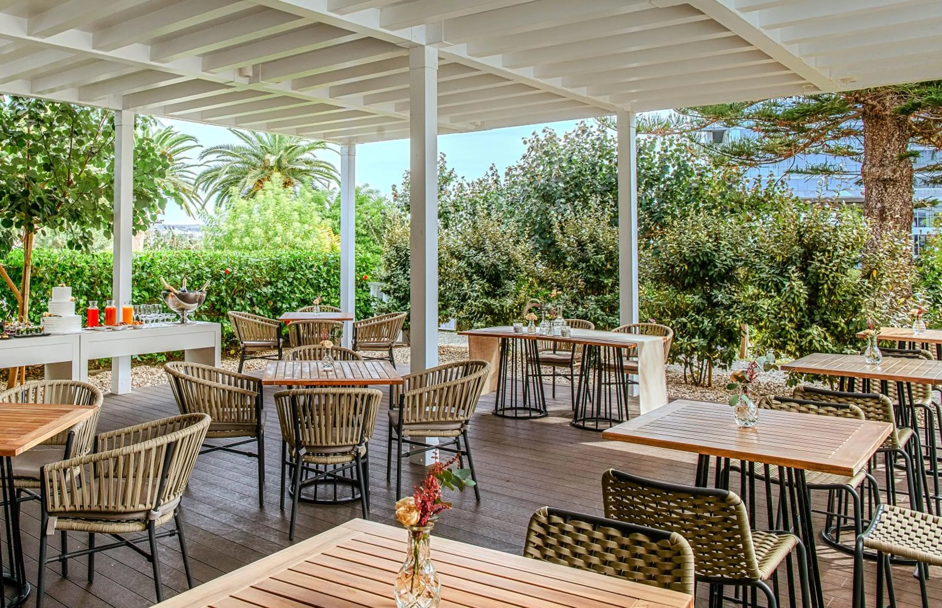 Lounge or bar in Nissi Beach Resort