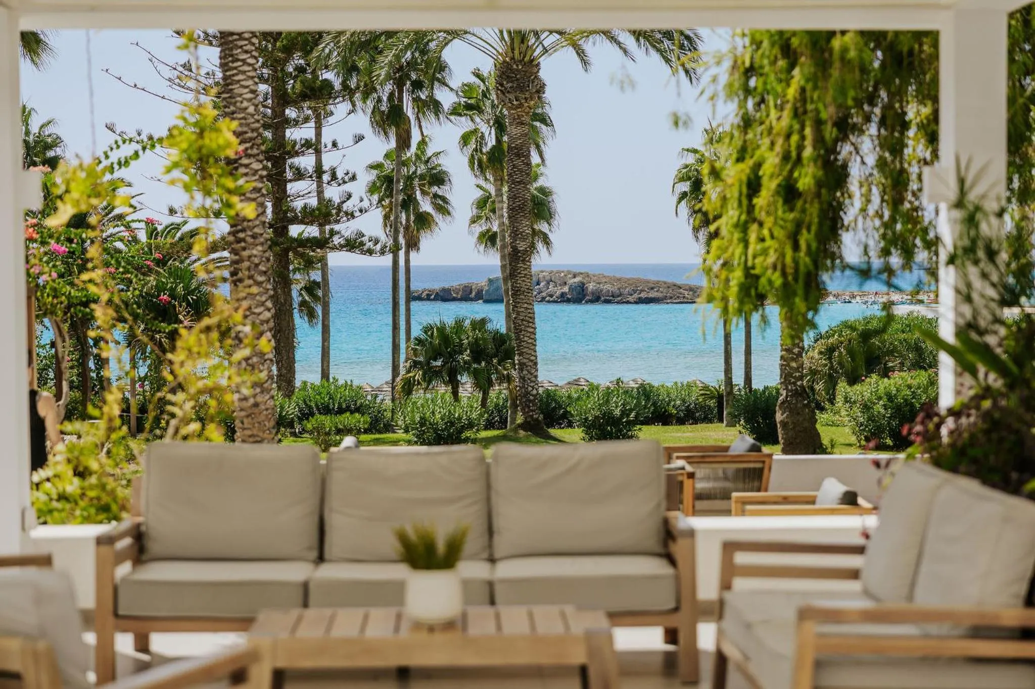 Lounge or bar in Nissi Beach Resort