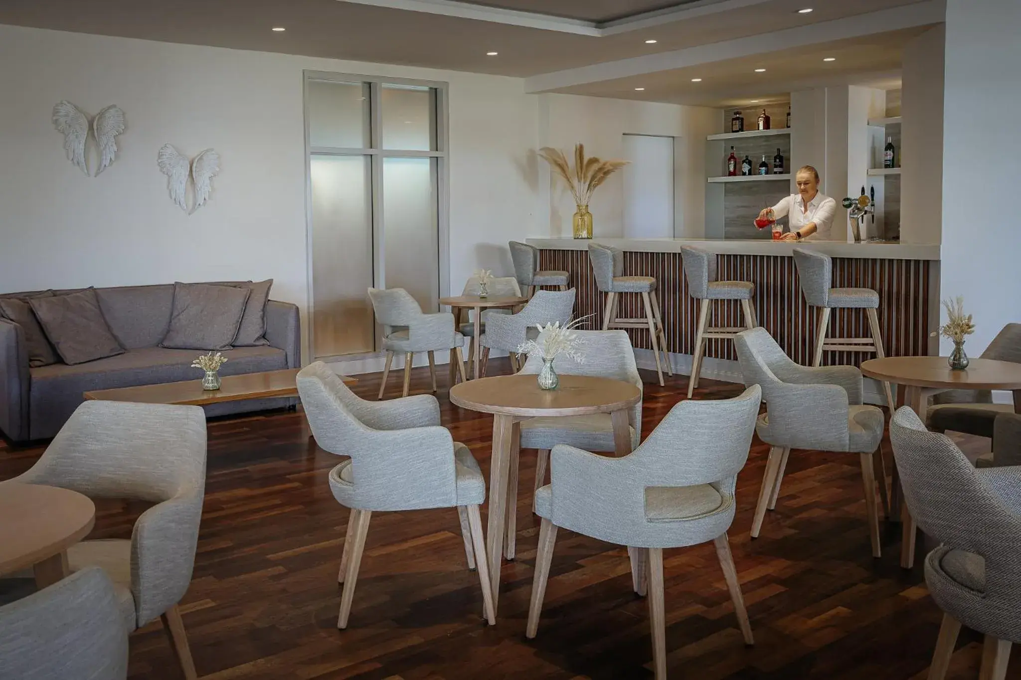 Lounge or bar in Nissi Beach Resort Lounge or bar in Nissi Beach Resort