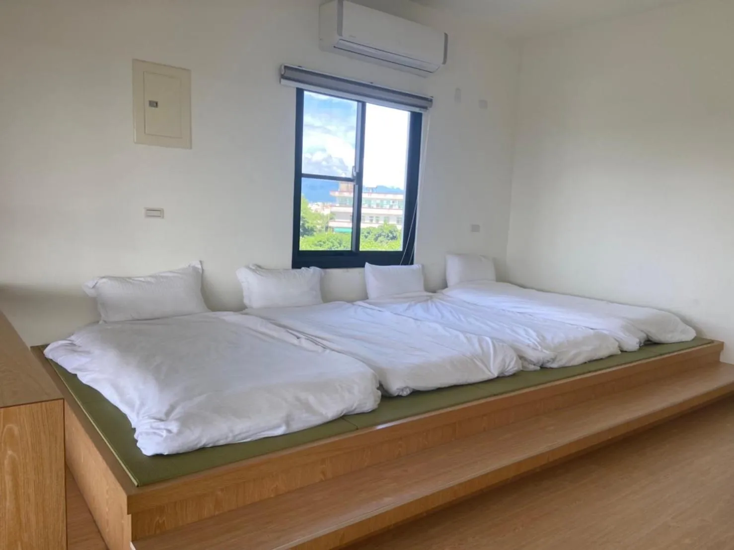 Bedroom in Sailing Inn