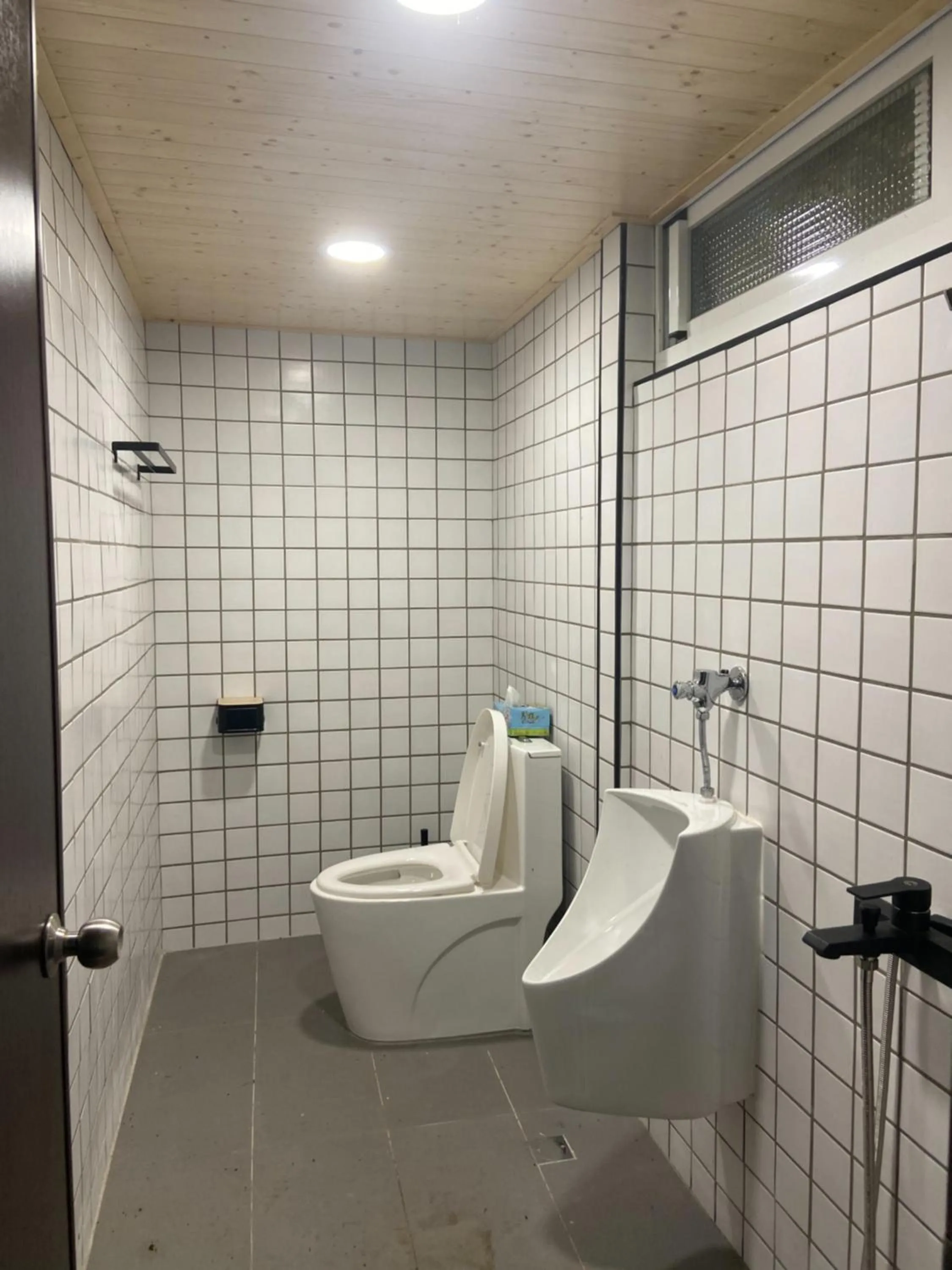 Bathroom in Sailing Inn