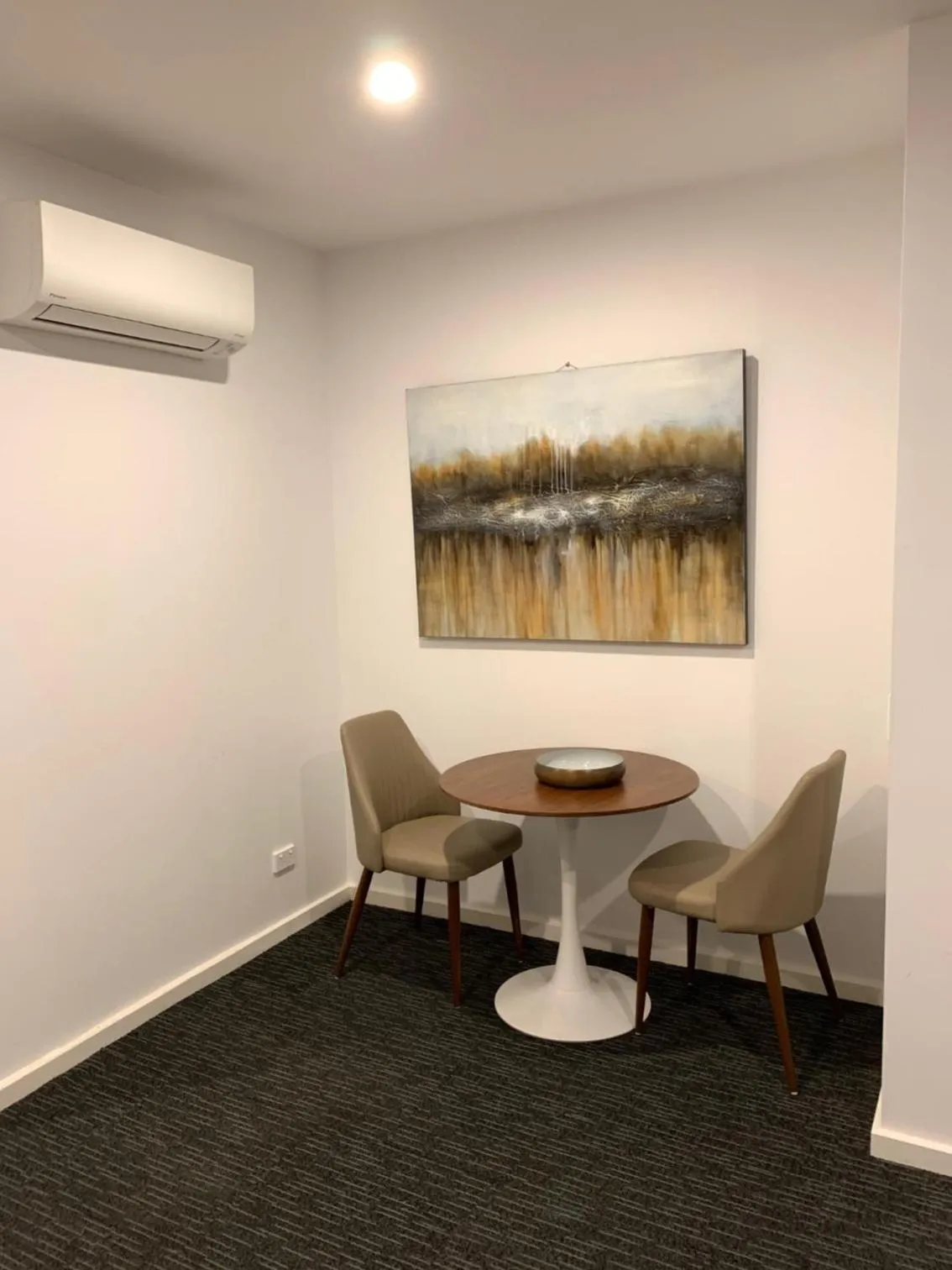 Dining area in The Palms Apartments