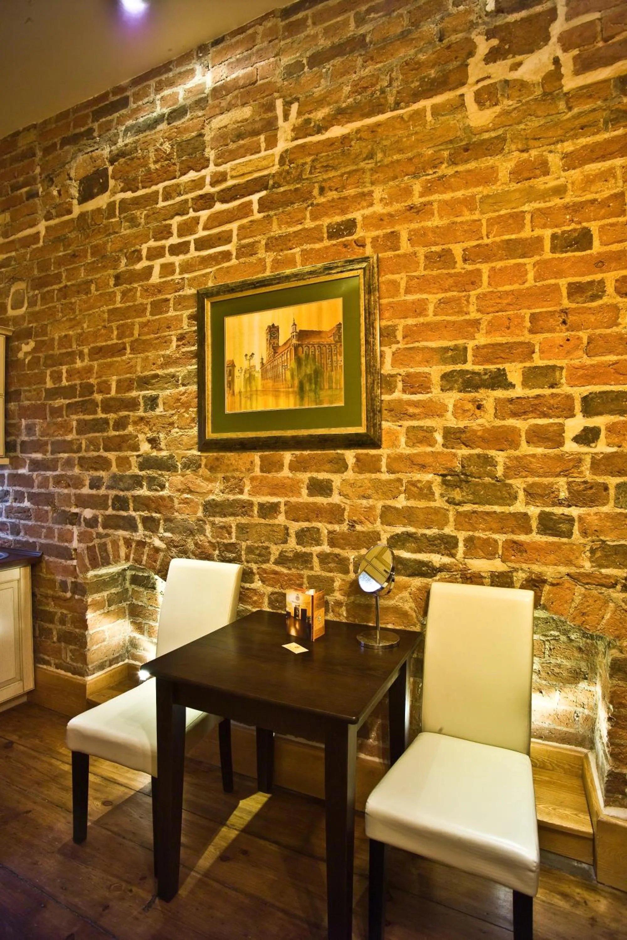 Dining area in Apartamenty Chleb i Wino Toruń