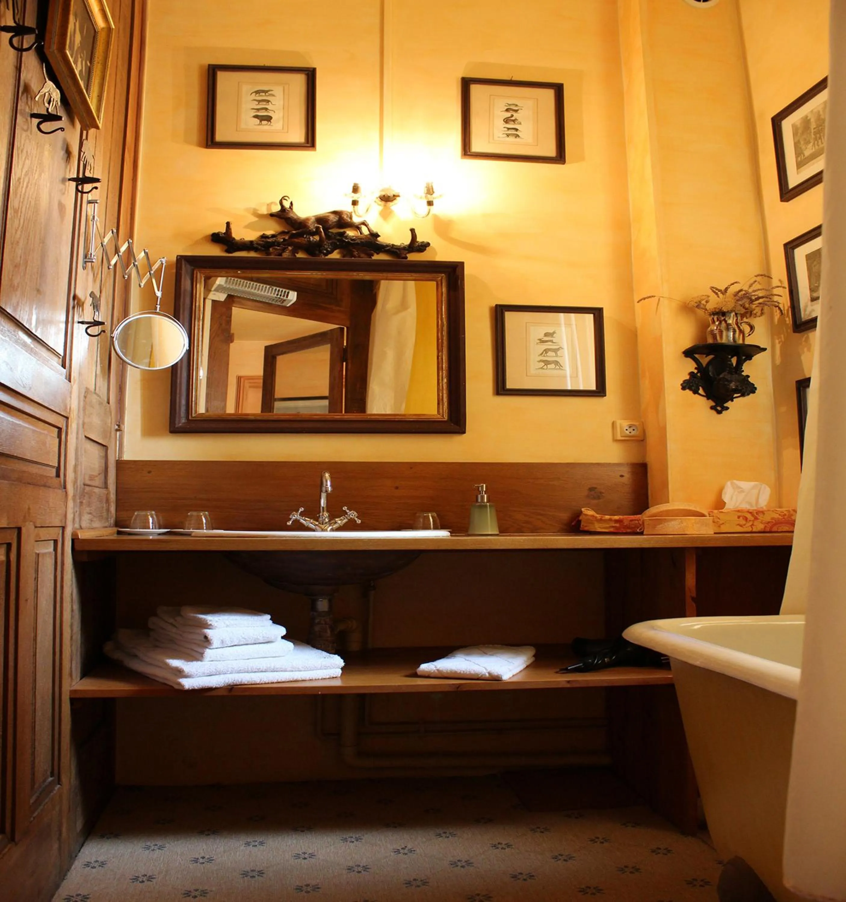 Bathroom in Château De Chambiers