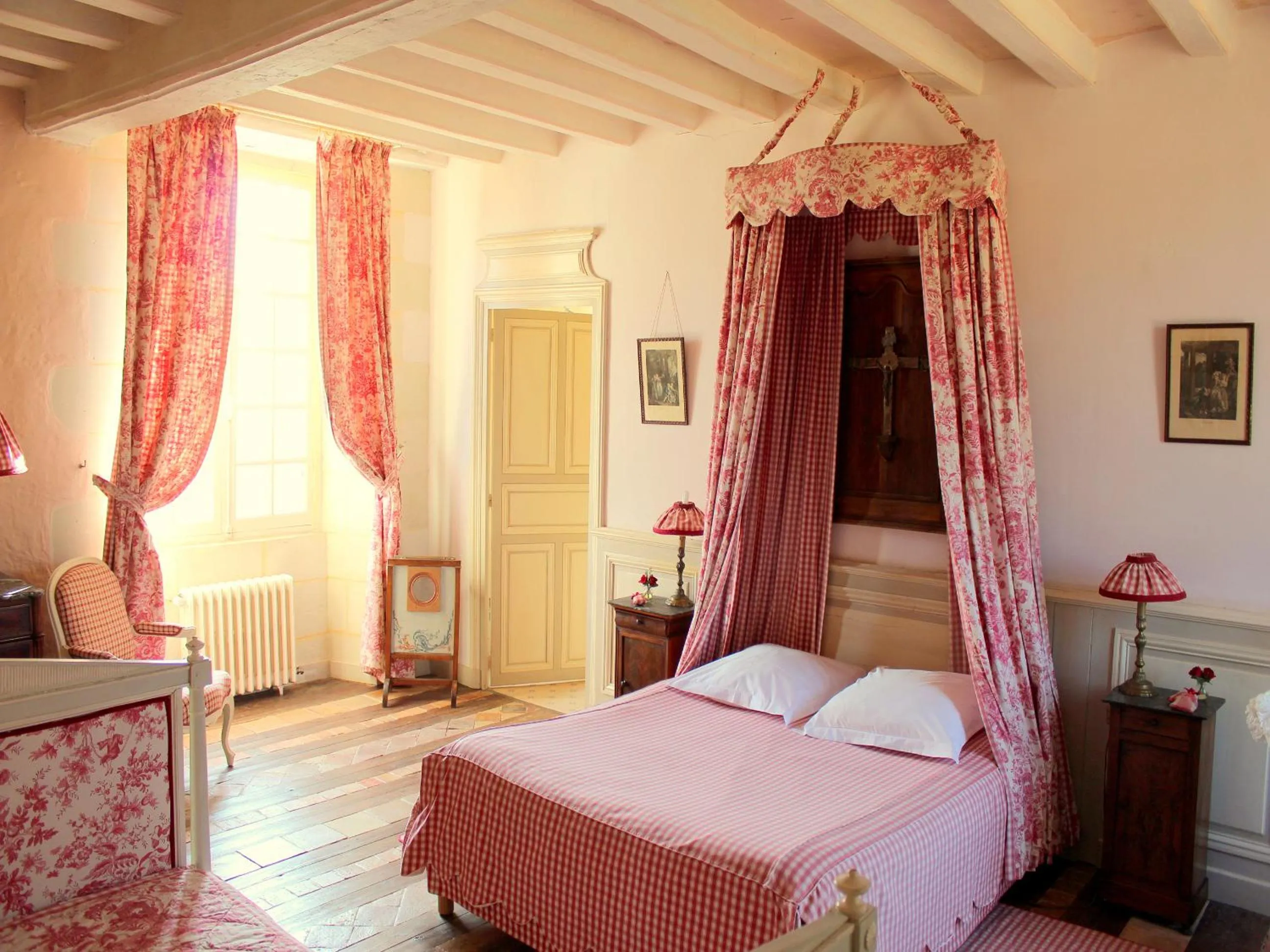 Bed in Château De Chambiers