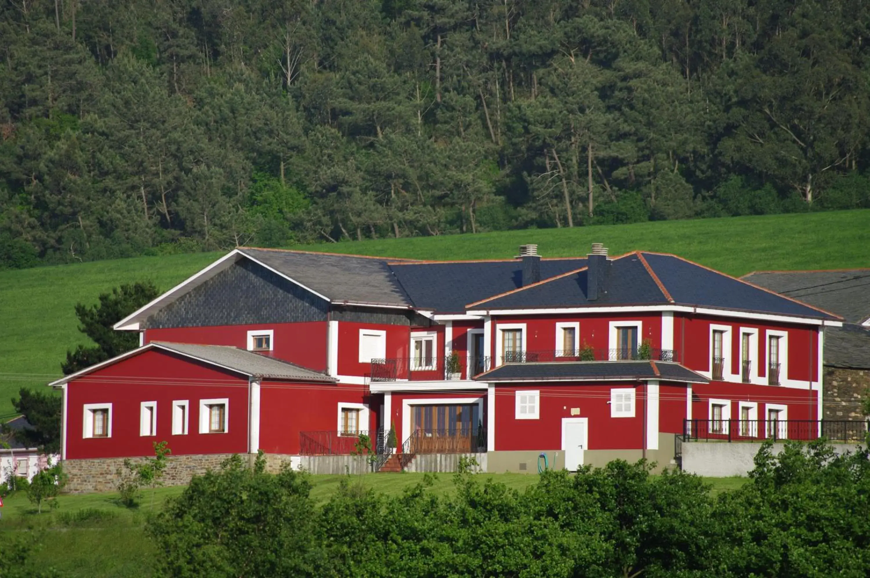 Facade/entrance in Hotel Rural Suquin Facade/entrance in Hotel Rural Suquin