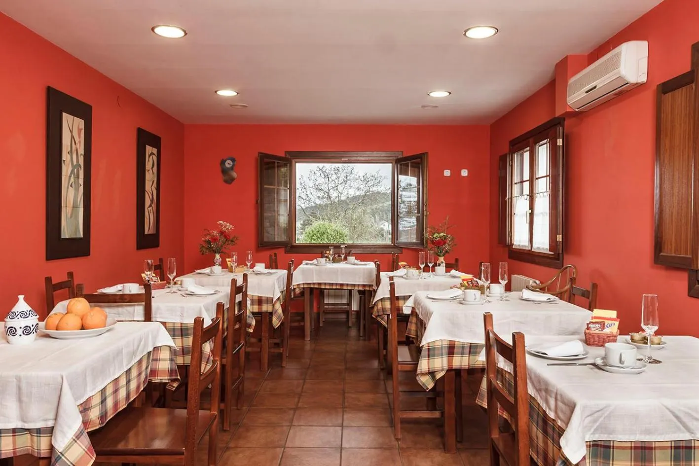 Lounge or bar in Hotel Rural Suquin