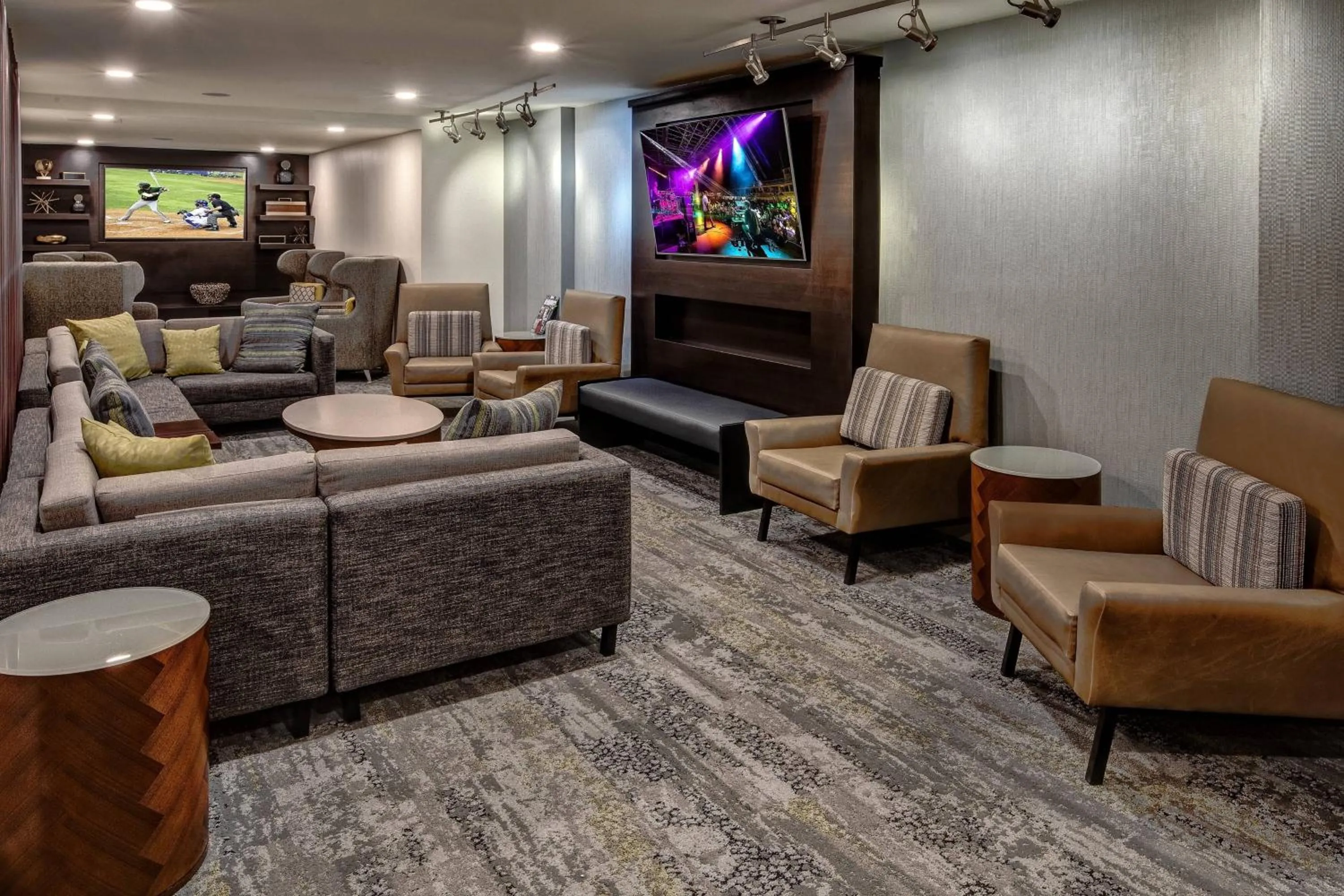 Lobby or reception in Courtyard by Marriott Nashville Vanderbilt West End