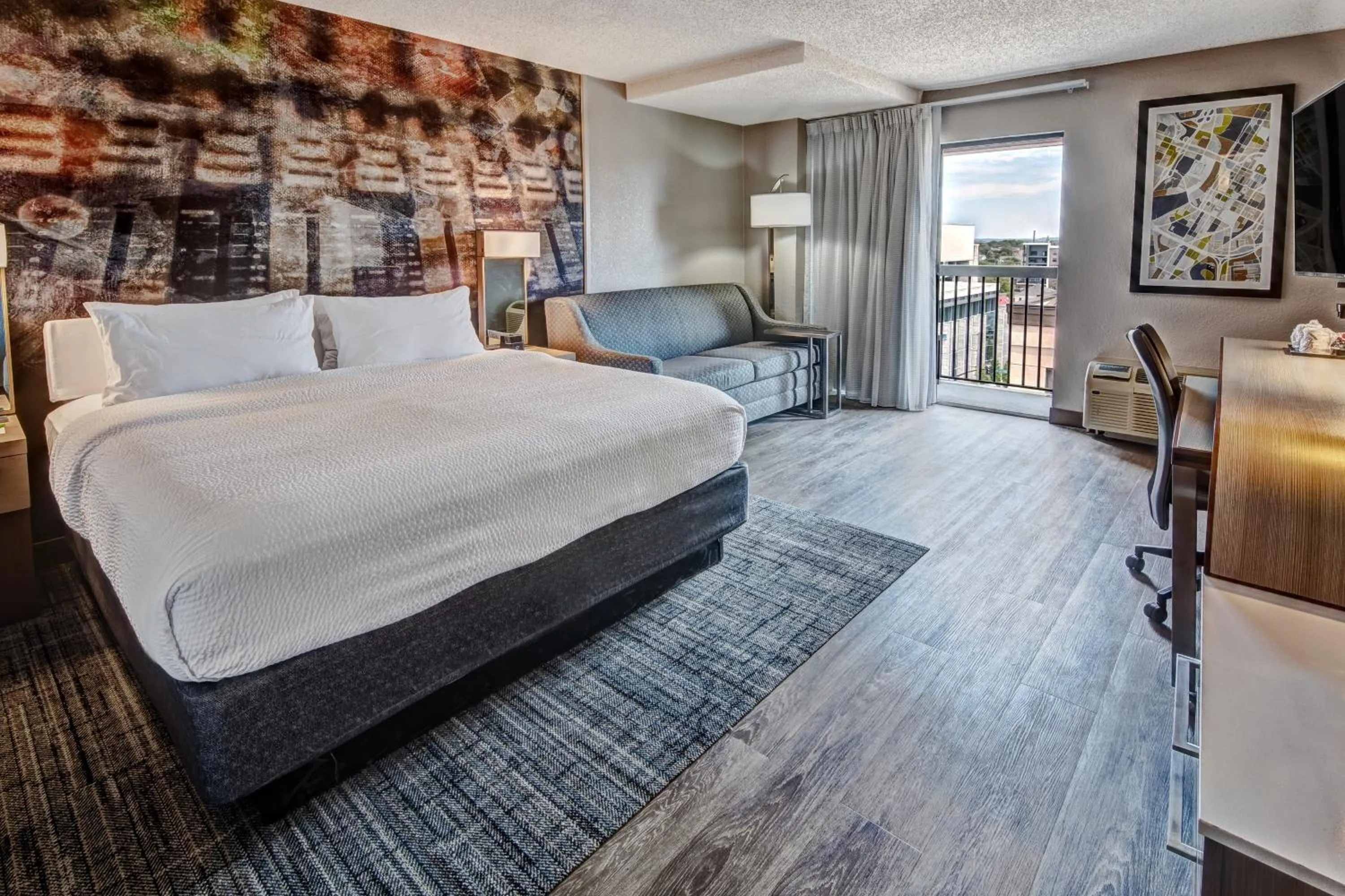 Bedroom, Bed in Courtyard by Marriott Nashville Vanderbilt West End