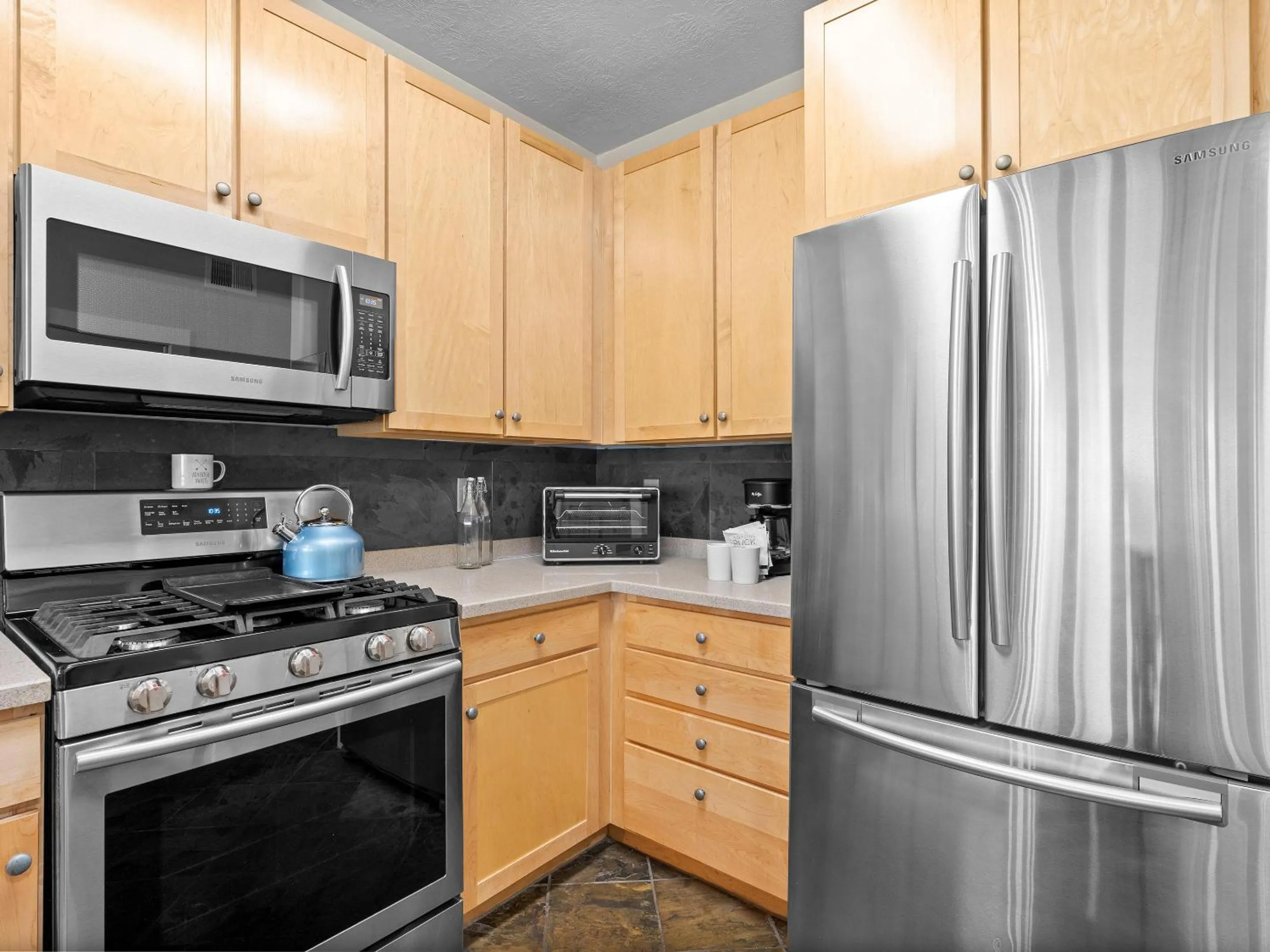 Kitchen or kitchenette in Crestview Condominiums by All Seasons Resort Lodging