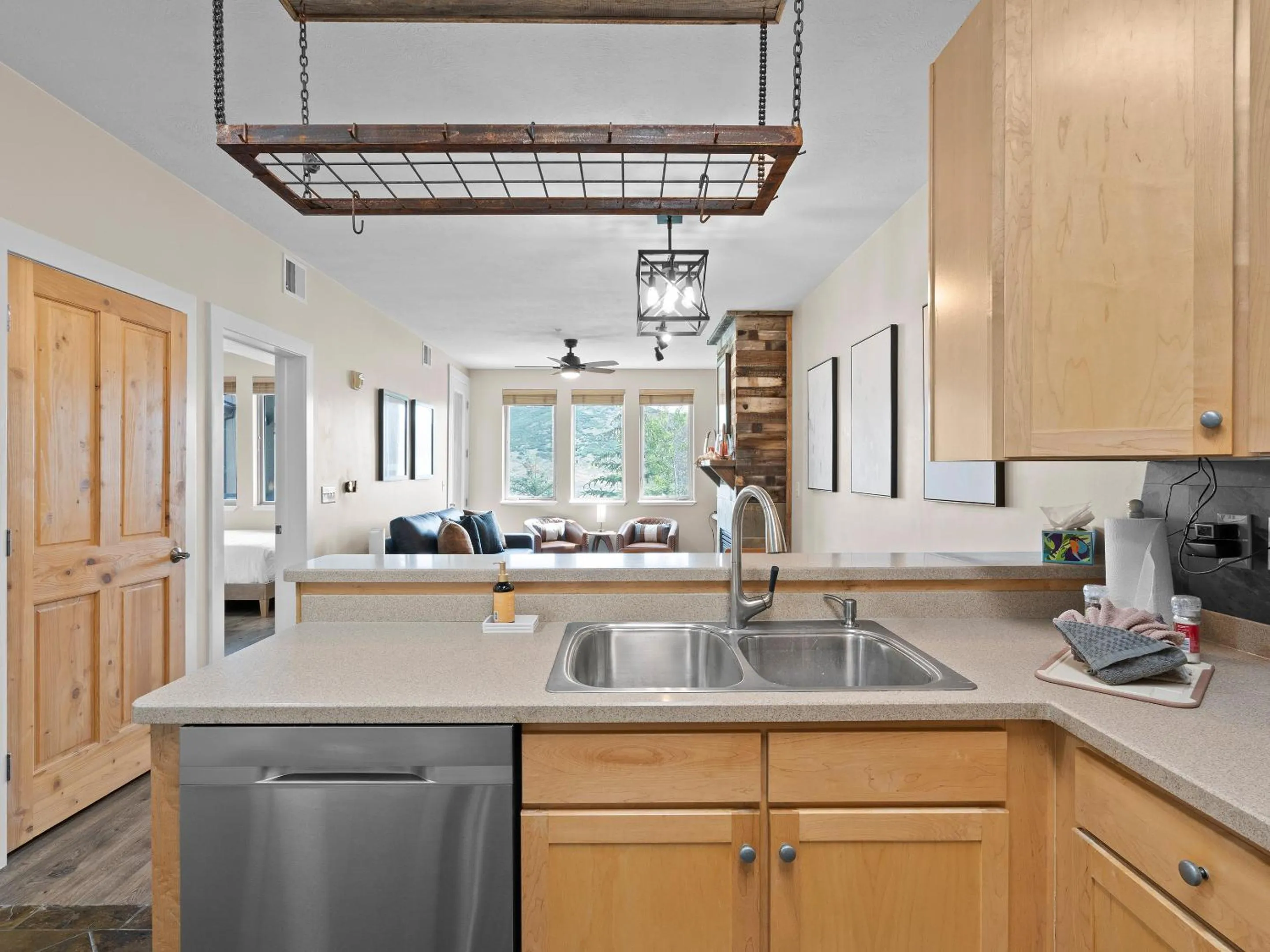 Kitchen or kitchenette in Crestview Condominiums by All Seasons Resort Lodging