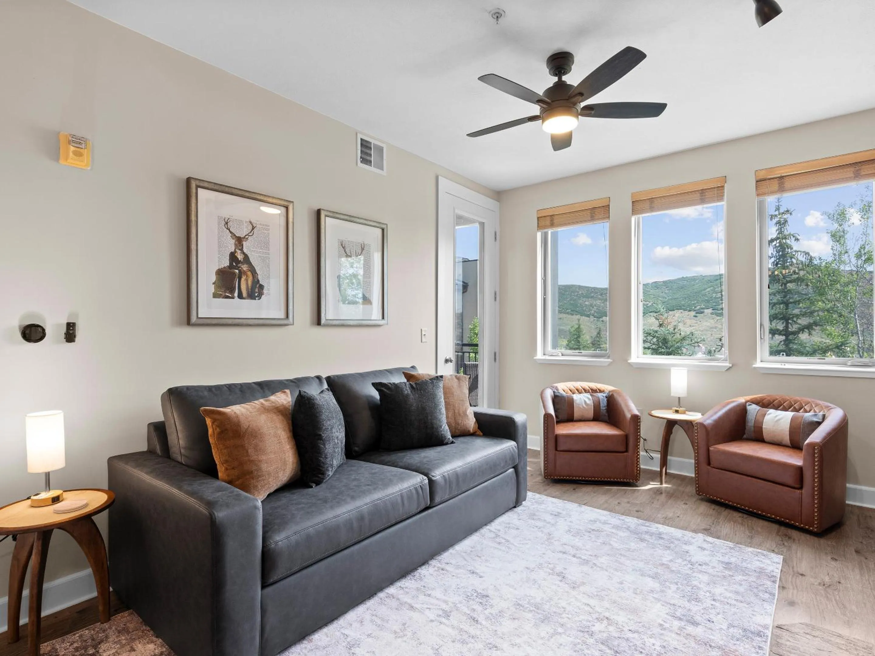 Living room in Crestview Condominiums by All Seasons Resort Lodging