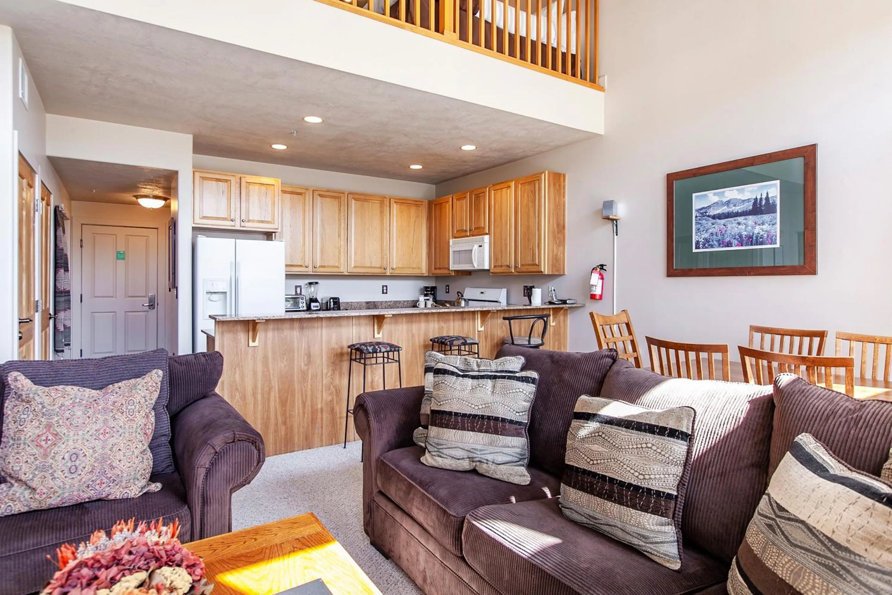 Kitchen or kitchenette in Crestview Condominiums by All Seasons Resort Lodging