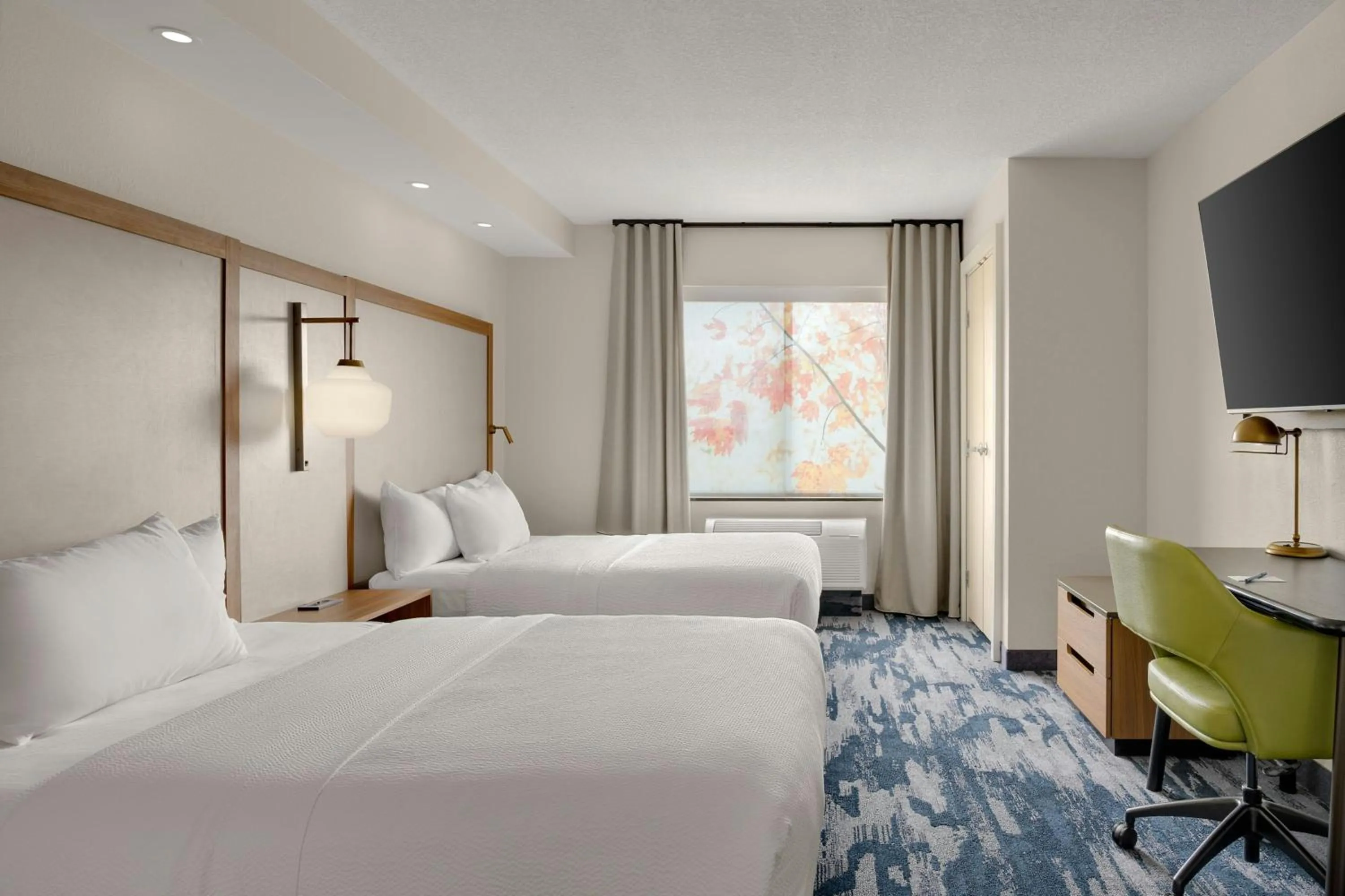 Bedroom, Bed in Fairfield Inn & Suites Bloomington