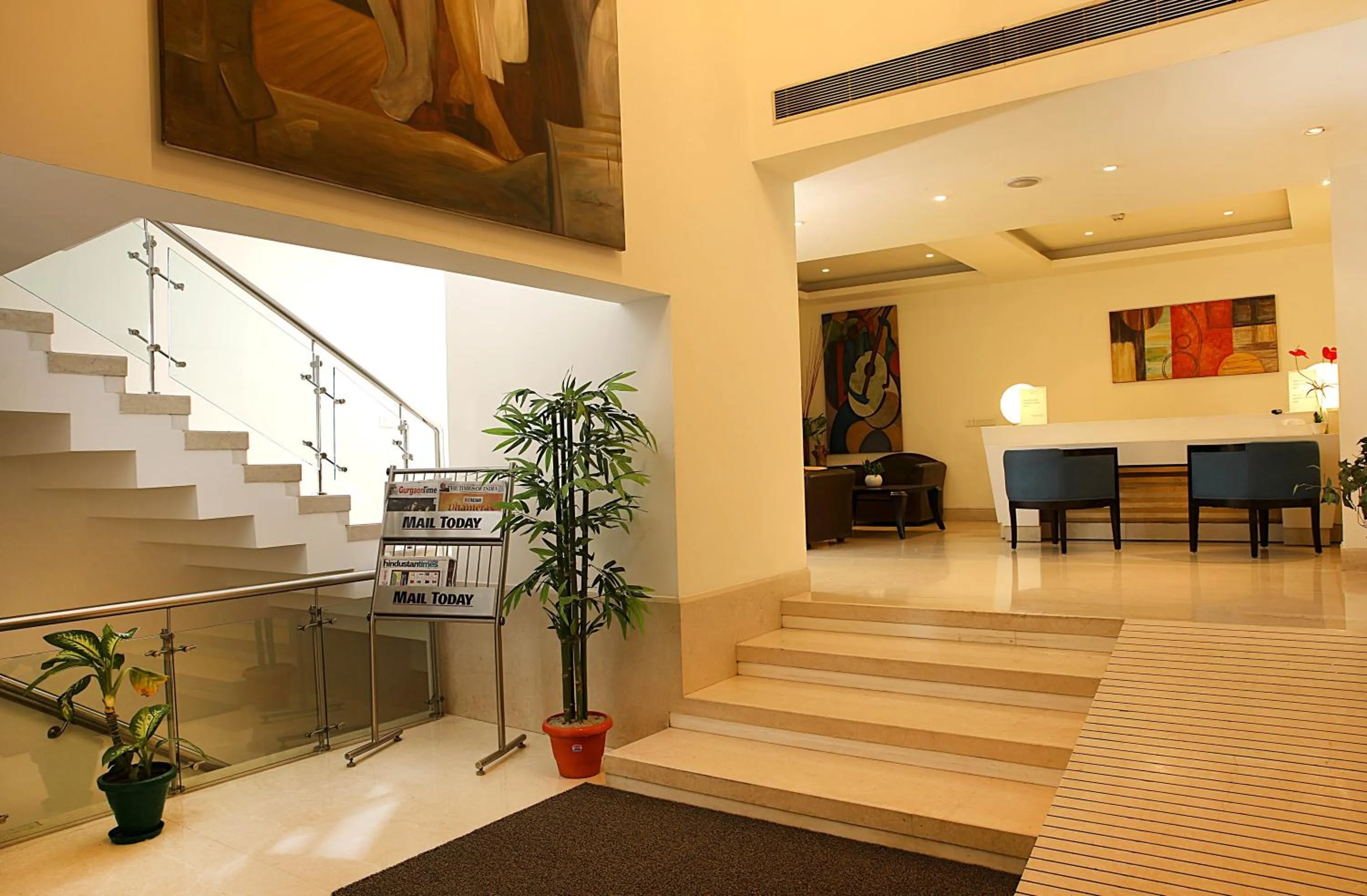 Lobby or reception in Inde Hotel Huda City Centre Vista Woods, Gurgaon