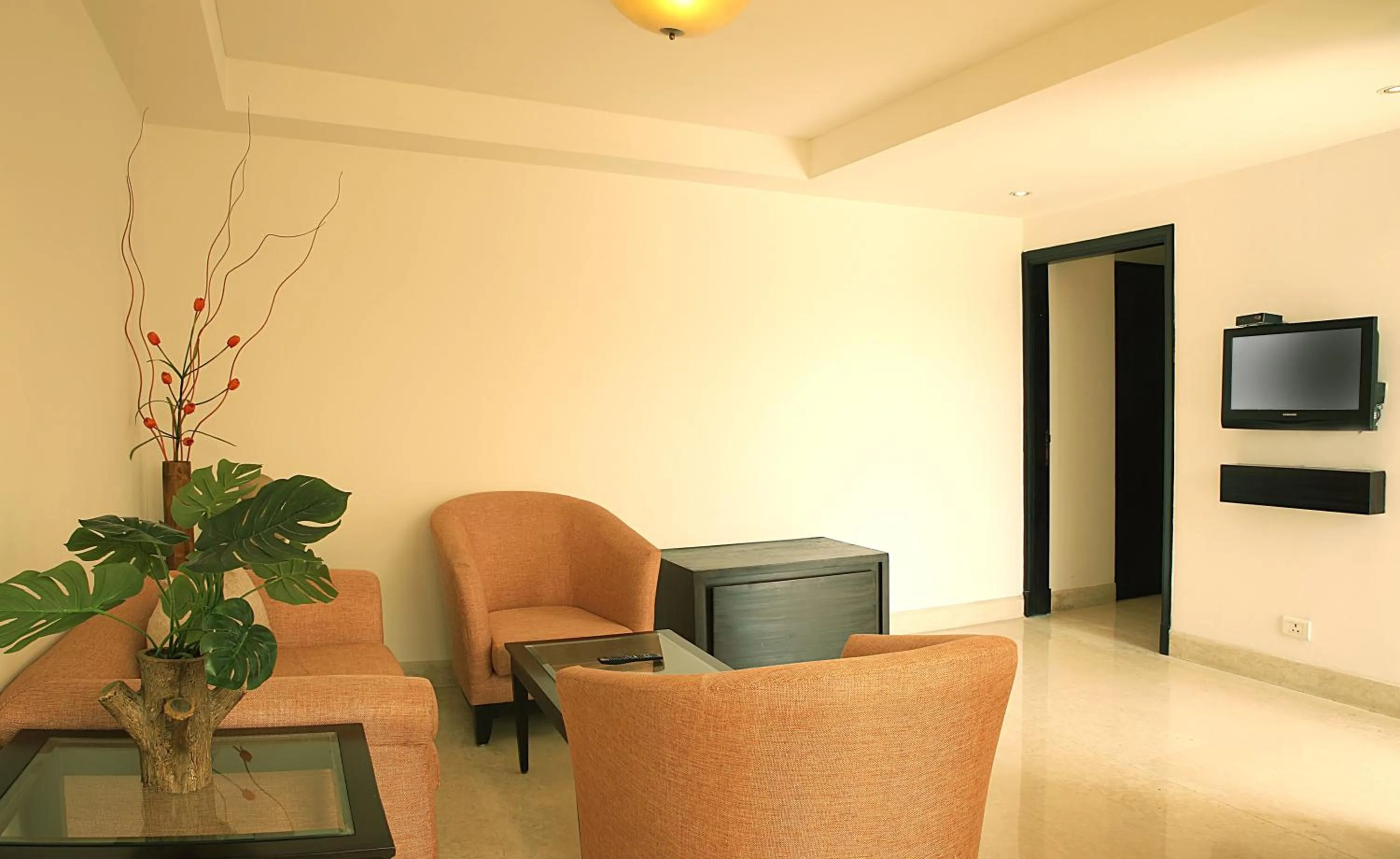 Lobby or reception in Inde Hotel Huda City Centre Vista Woods, Gurgaon
