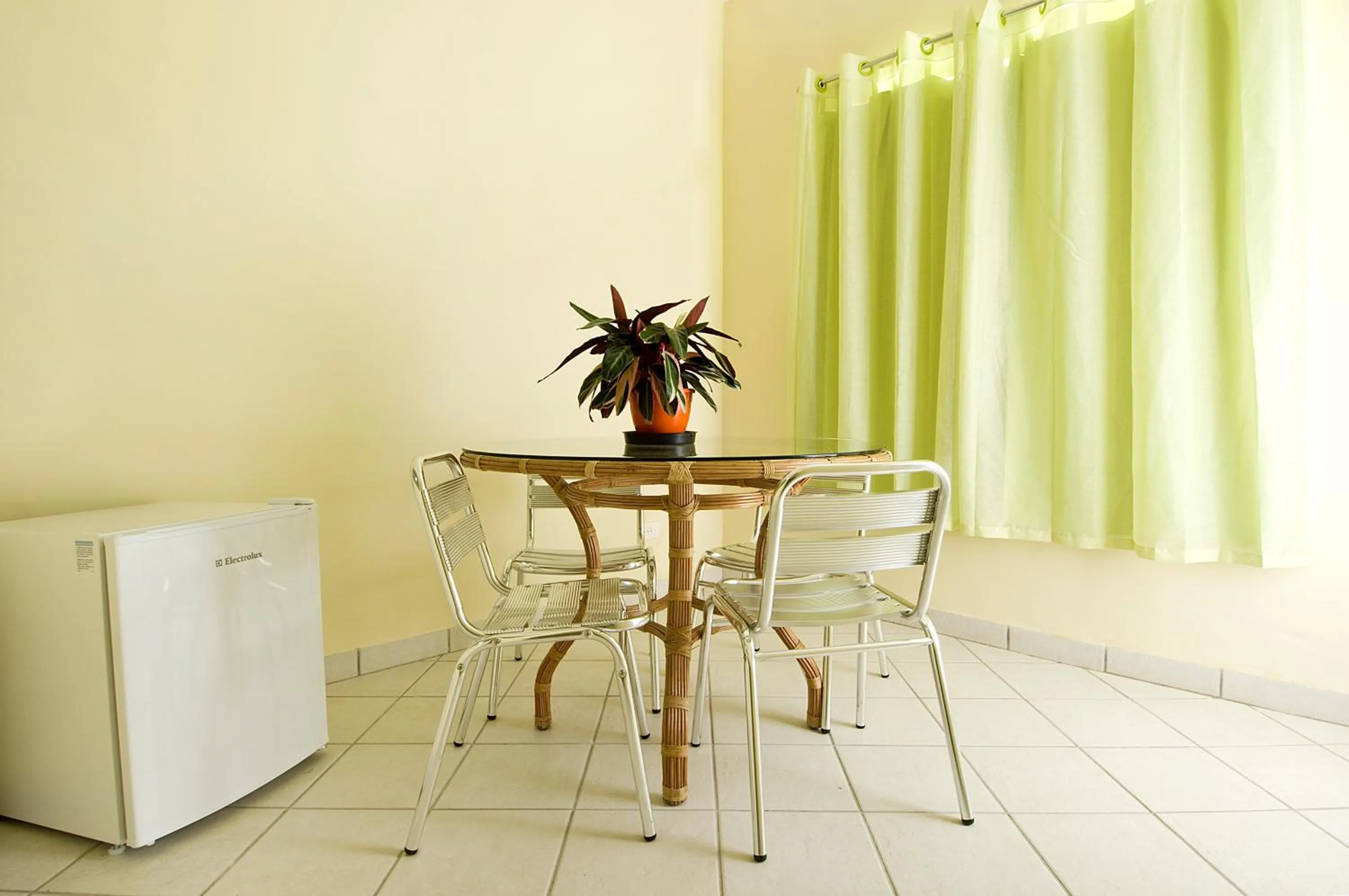 Photo of the whole room in Costabela Apart Hotel e Pousada